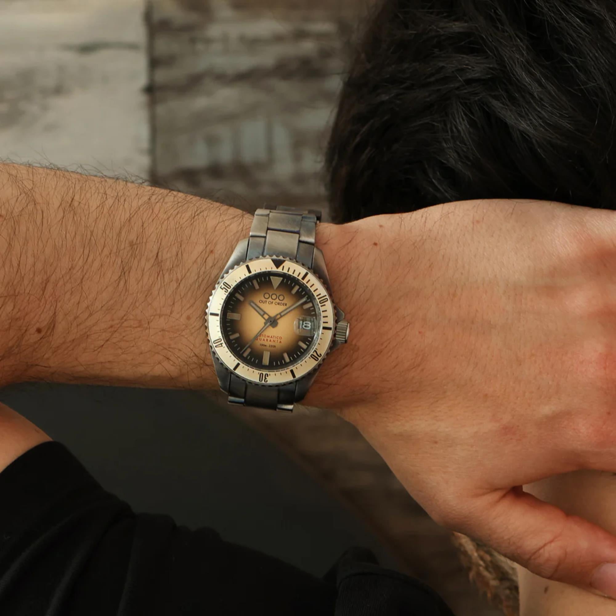 Out of Order Automatico Quaranta Ultra Distressed Automatic Sunburst Sand Dial Steel Strap Men's Watch OOO.001-21.SA