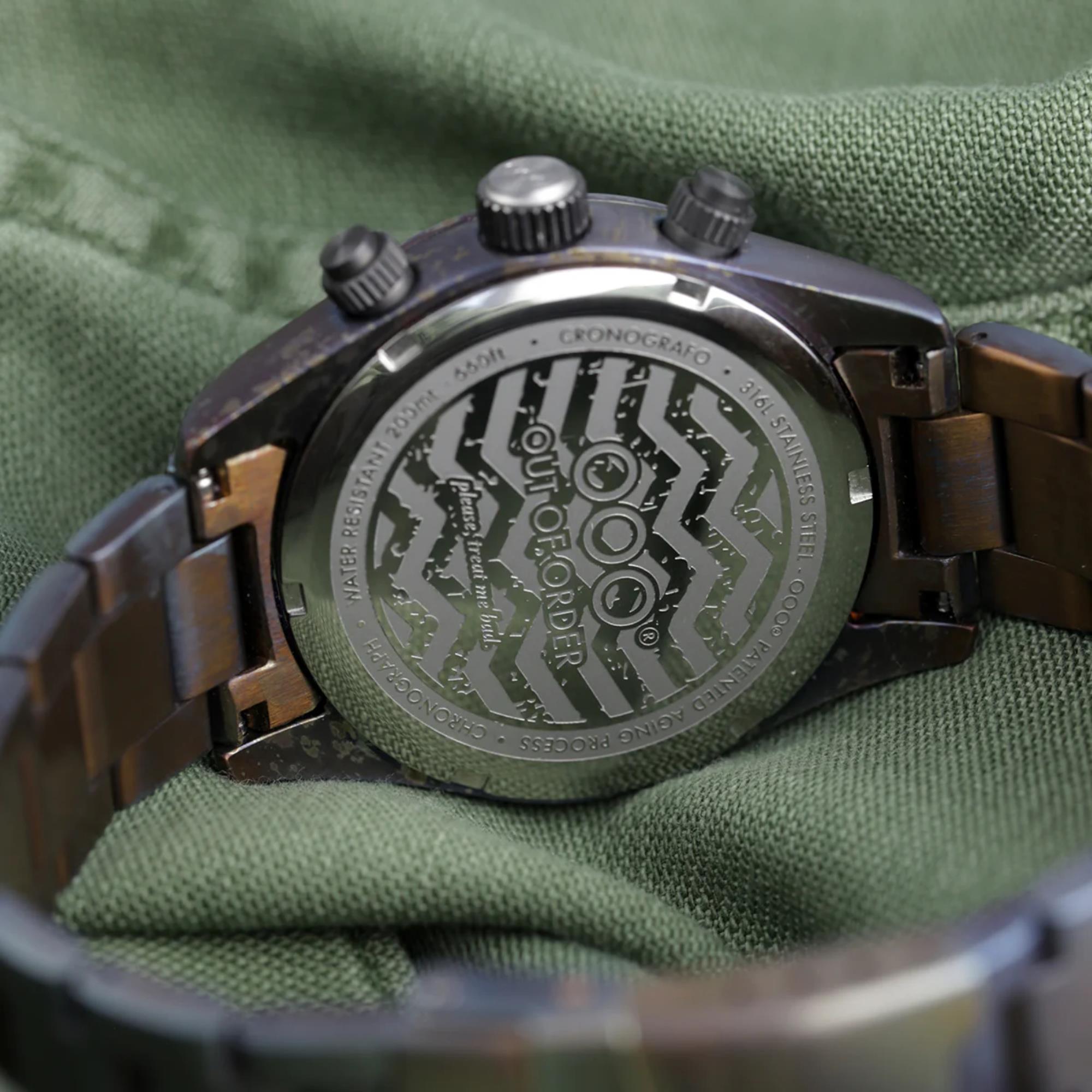 Out of Order Sporty Cronografo Quartz Cream Dial Steel Strap Men's Watch OOO.001-23.CR.AC