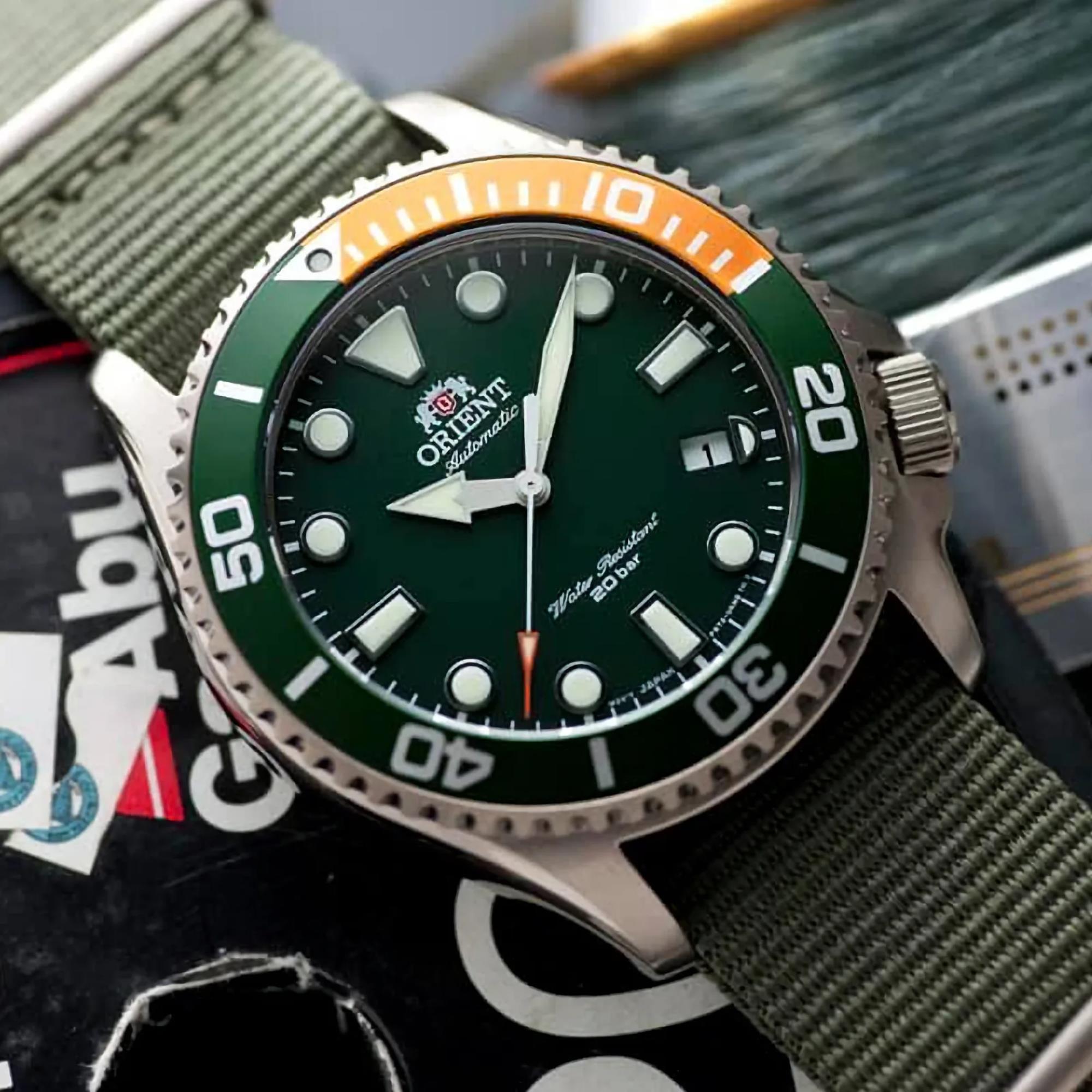 Orient RA-AC0K04E30B