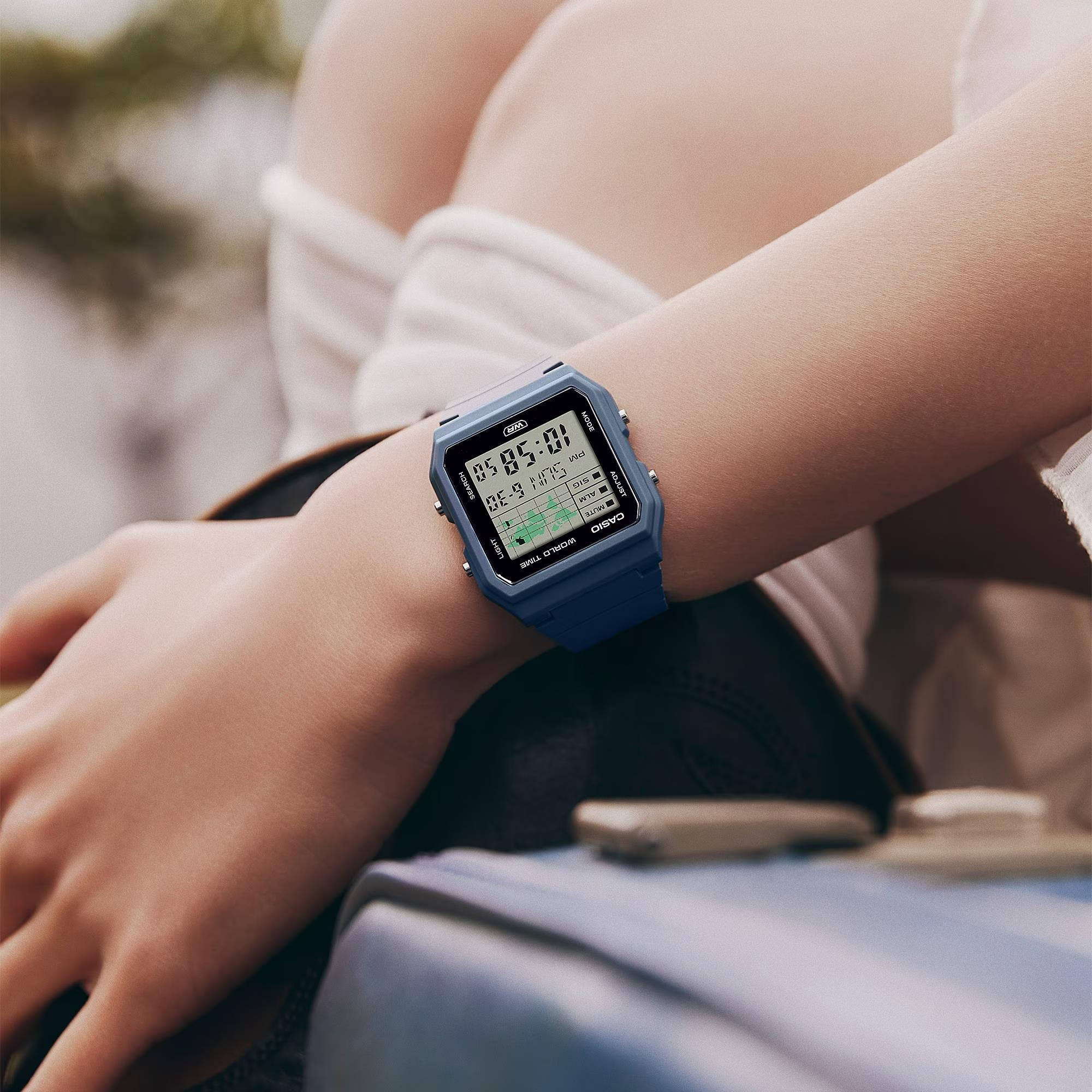 Casio Vintage Digital Resin Strap Unisex Watch LF-30W-2AEF