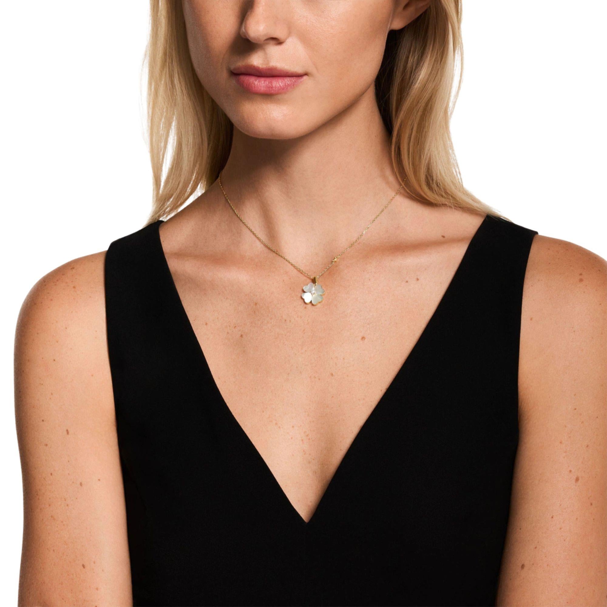 Emporio Armani Sentimental Pendant Clover Lover Women's Necklace EGS3347710