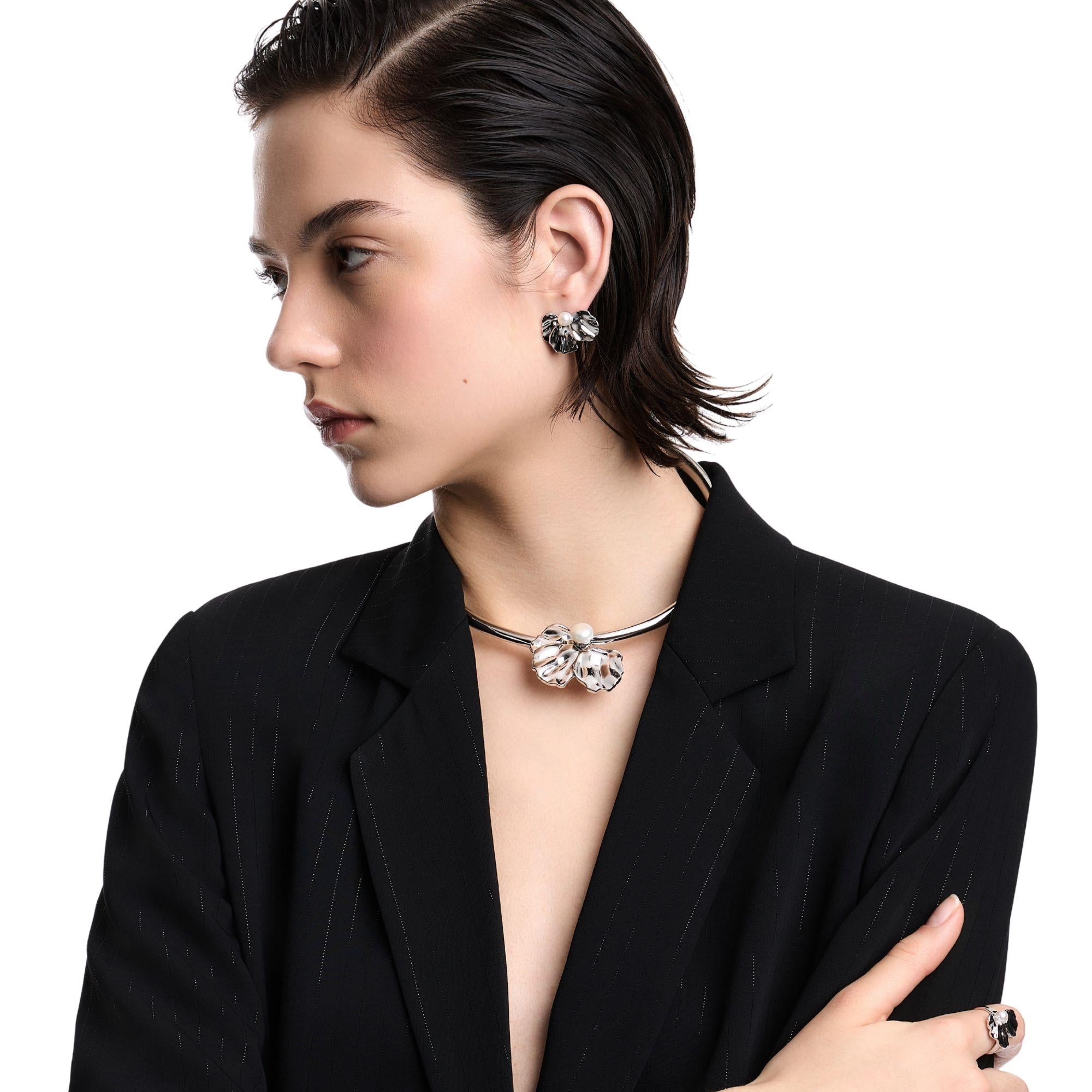 Emporio Armani Pearl Statement Women's Earrings EGS3346040