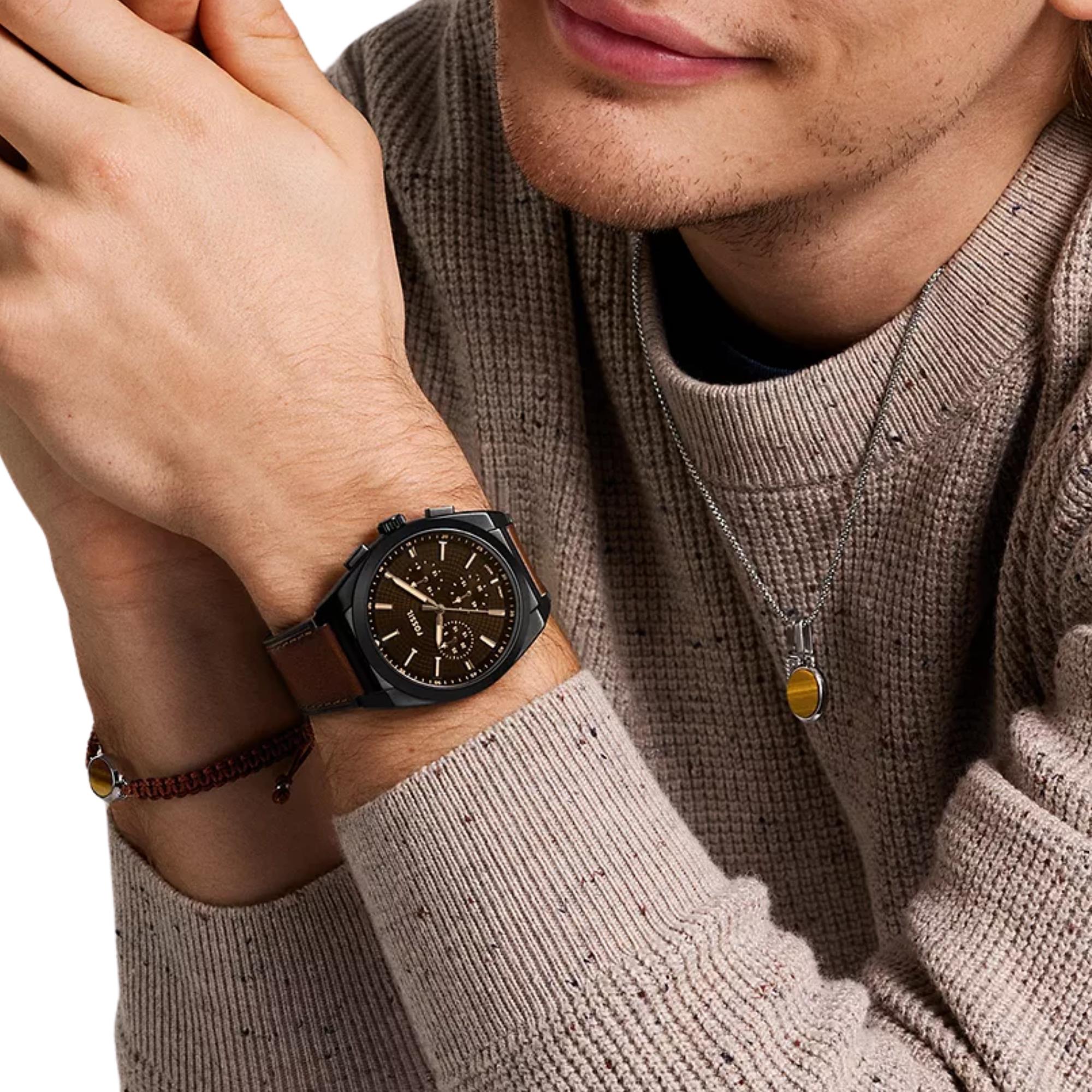 Fossil Everett 44mm Chronograph Black Dial Leather Mens Quartz Watch FS6108