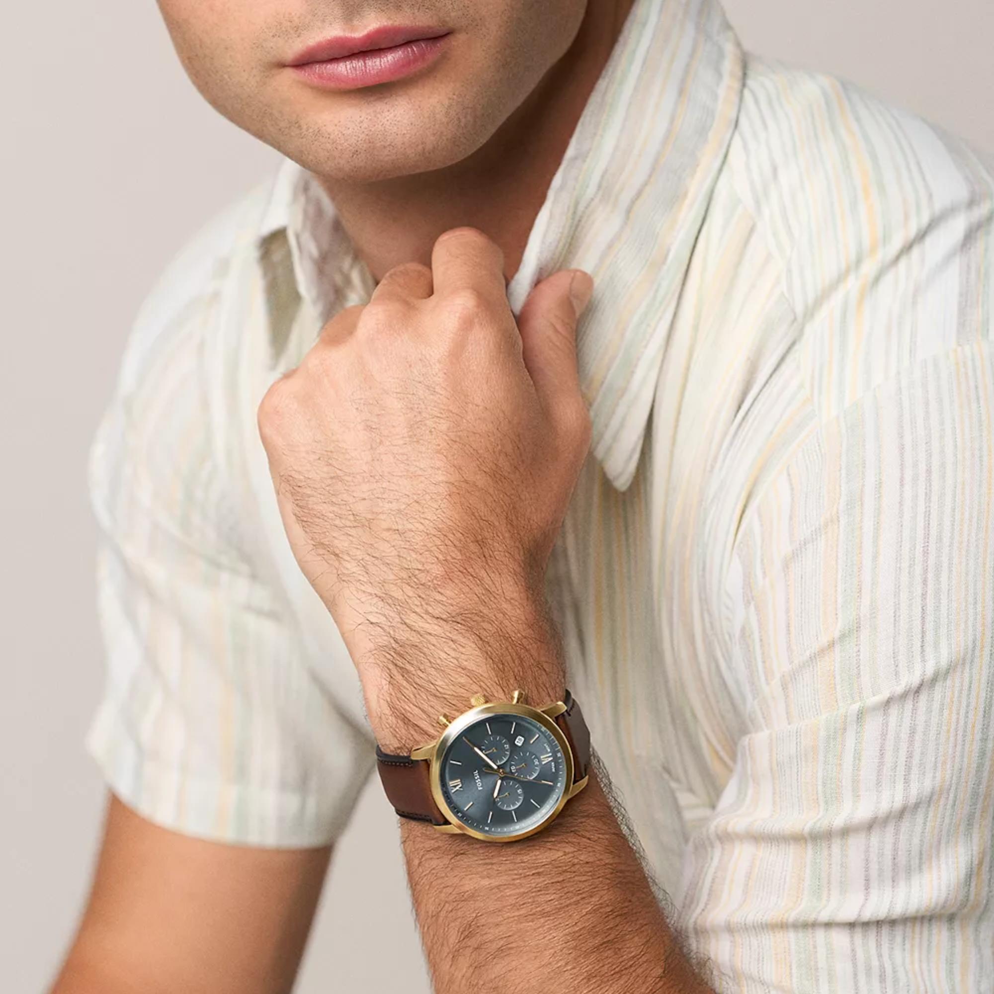 Fossil Neutra 44mm Chronograph Blue Dial Leather Mens Quartz Watch FS6162