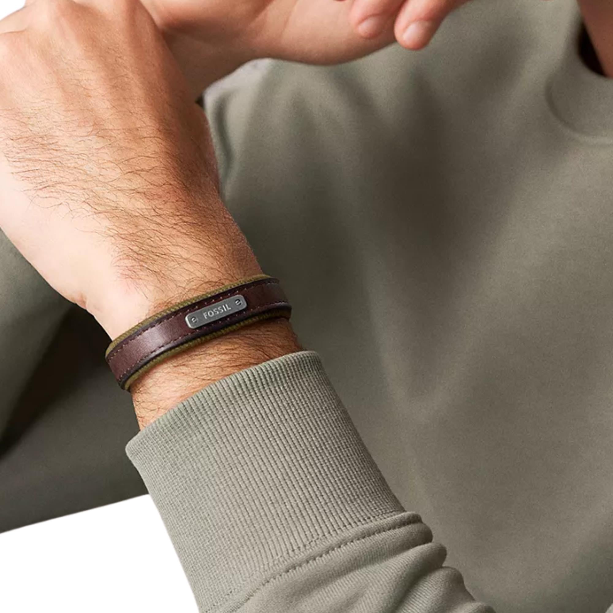 Fossil Everett Colour Pop Green And Brown Leather Strap Men's Bracelet JA7315998