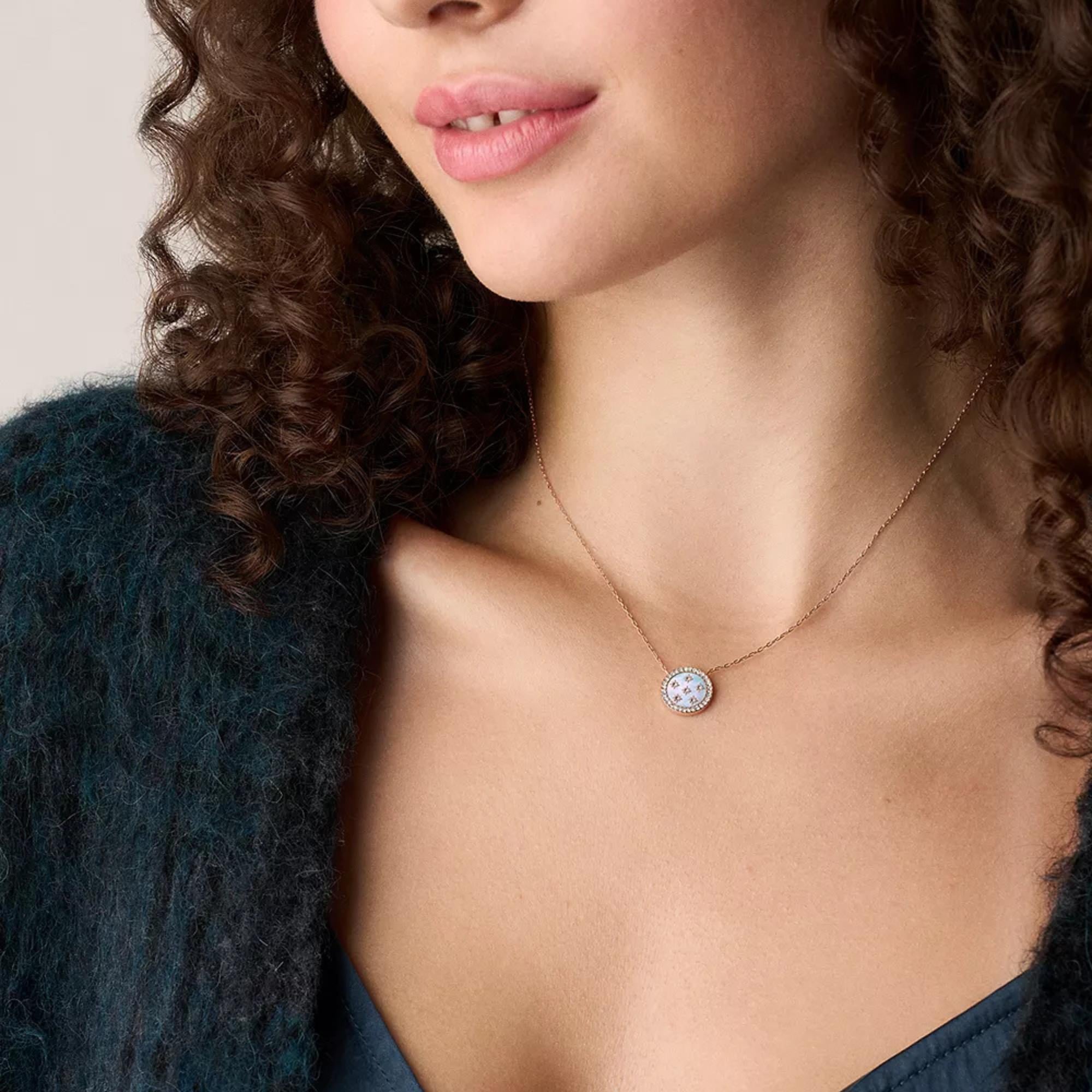 Fossil Merrit Classic Mother-of-Pearl Rose Gold-Tone Stainless Steel Pendant Women's Necklace JF04936791