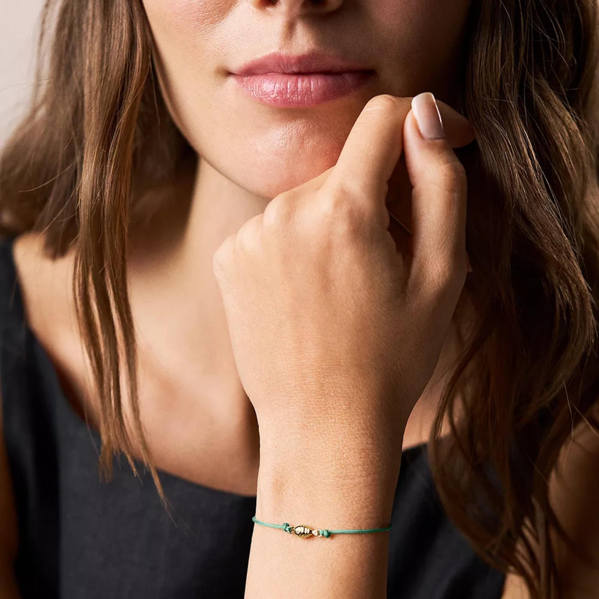 Fossil Sutton Mini Moments Seafoam Green Gold-Tone Brass Fish Women's Bracelet JA7310710