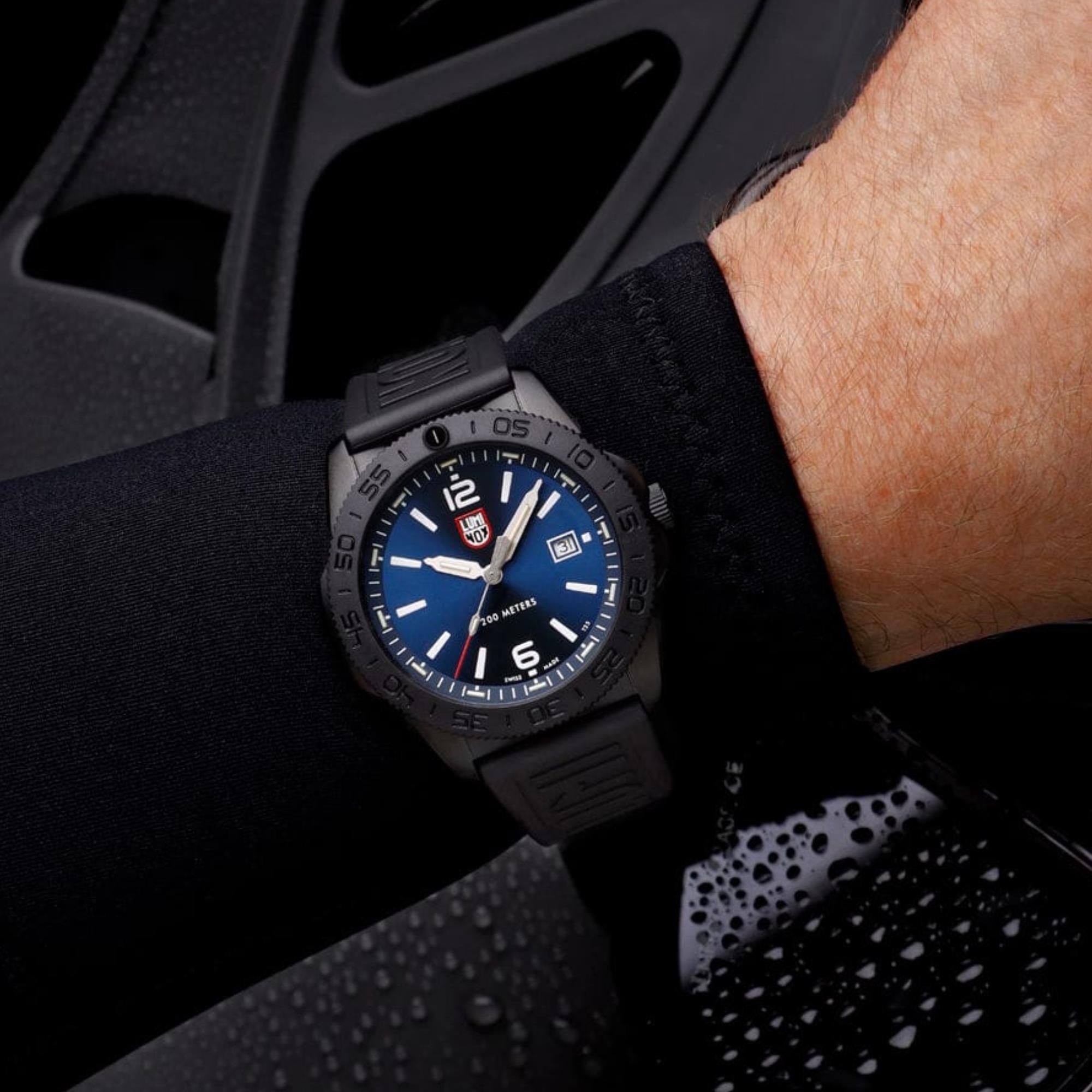 Luminox Pacific Diver Quartz Blue Dial Rubber Strap Men's Watch XS.3123.B