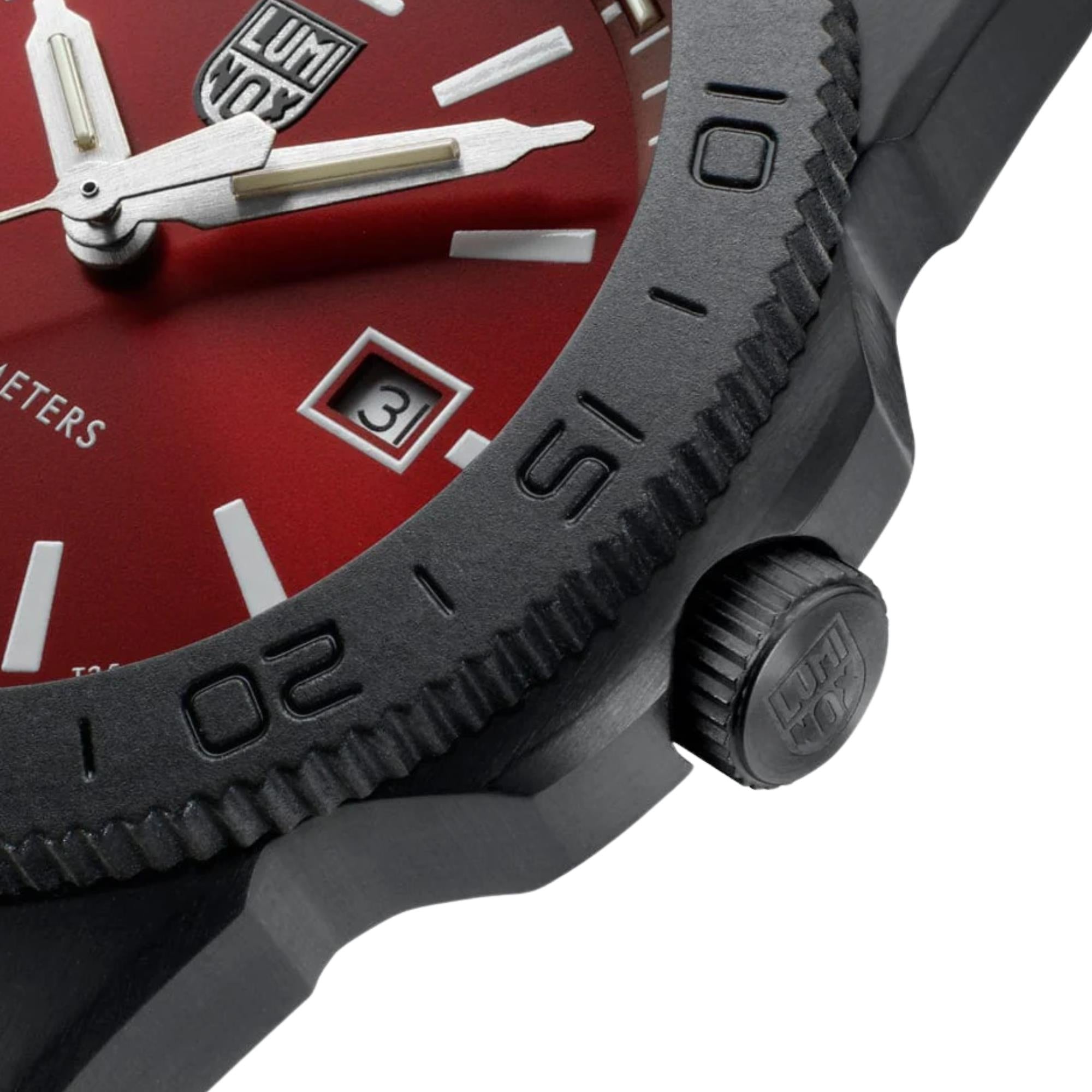 Luminox Pacific Diver 44mm Red Dial Rubber Mens Quartz Watch XS.3135.B