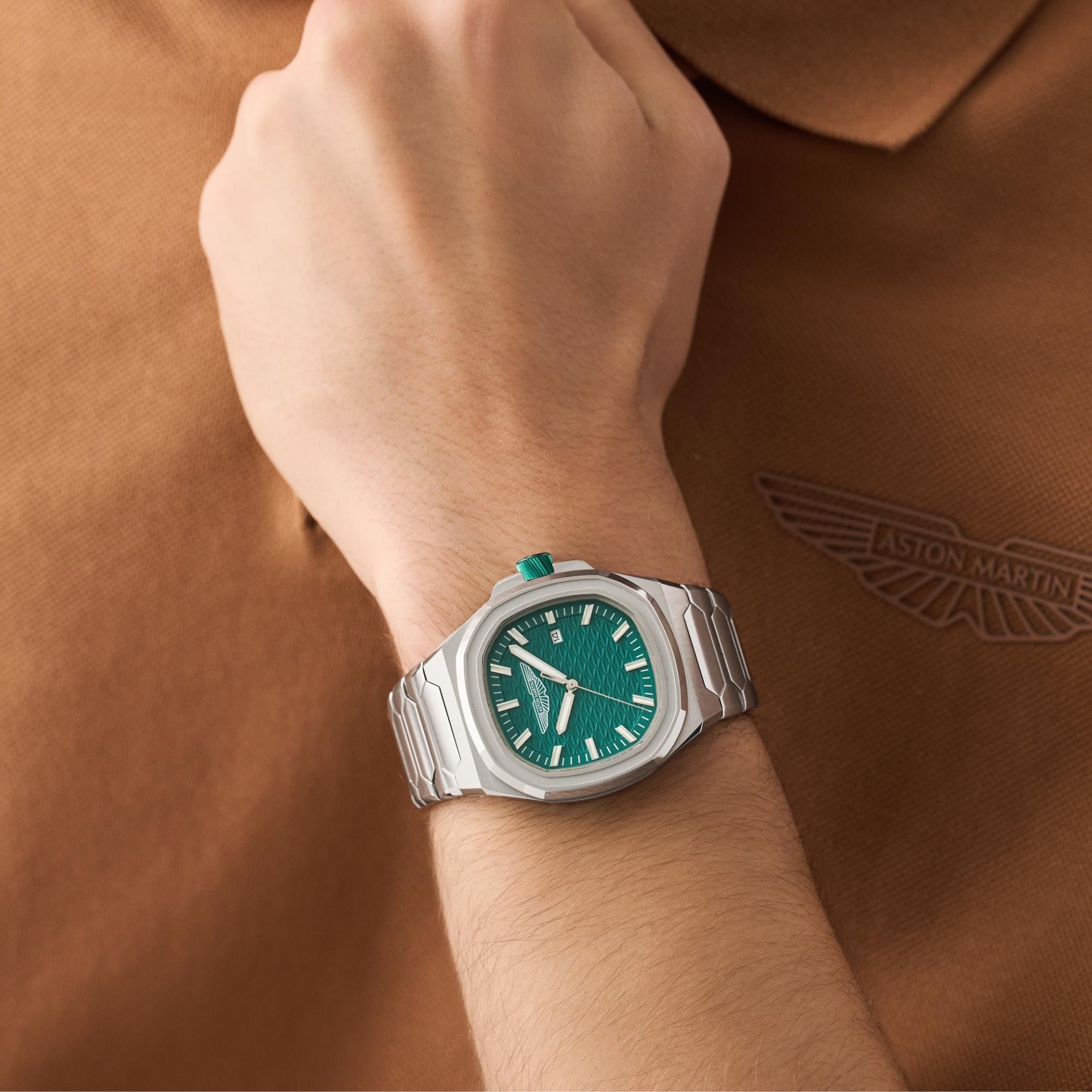 Aston Martin Icon GPQ 42mm RSST Case Podium Green Dial RSST Bracelet Mens Quartz Watch MTIG2S604