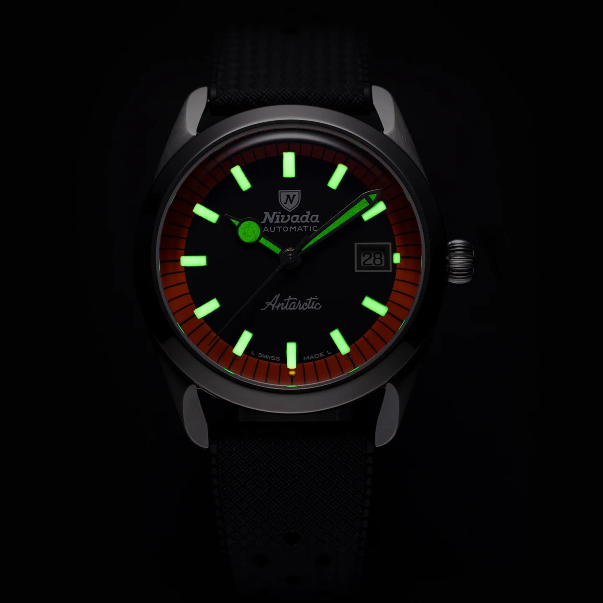 Nivada Grenchen Super Antarctic 38mm Black Dial Rubber Mens Automatic Watch 32056A01