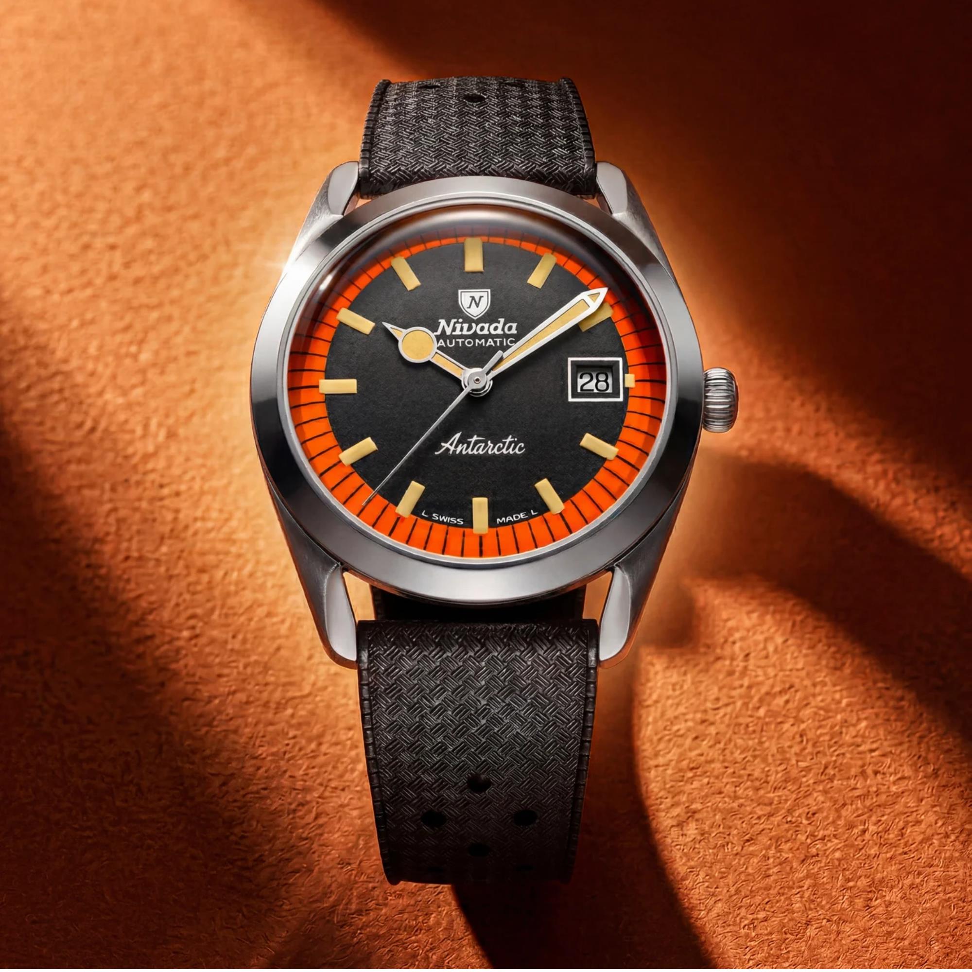 Nivada Grenchen Super Antarctic 38mm Black Dial Rubber Mens Automatic Watch 32056A01