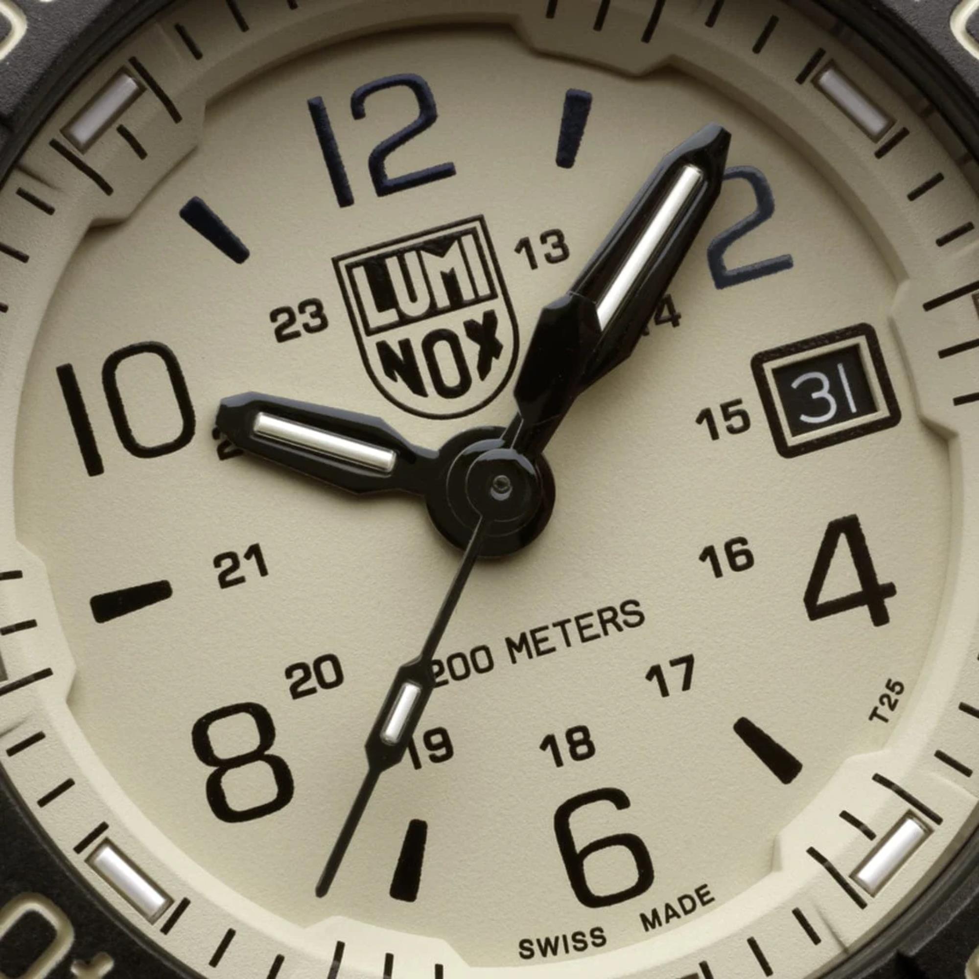 Luminox Navy Seal Foundation 45mm Sandfarbenes Zifferblatt Gummi Herren Quarzuhr XS.3251.CB.NSF.2