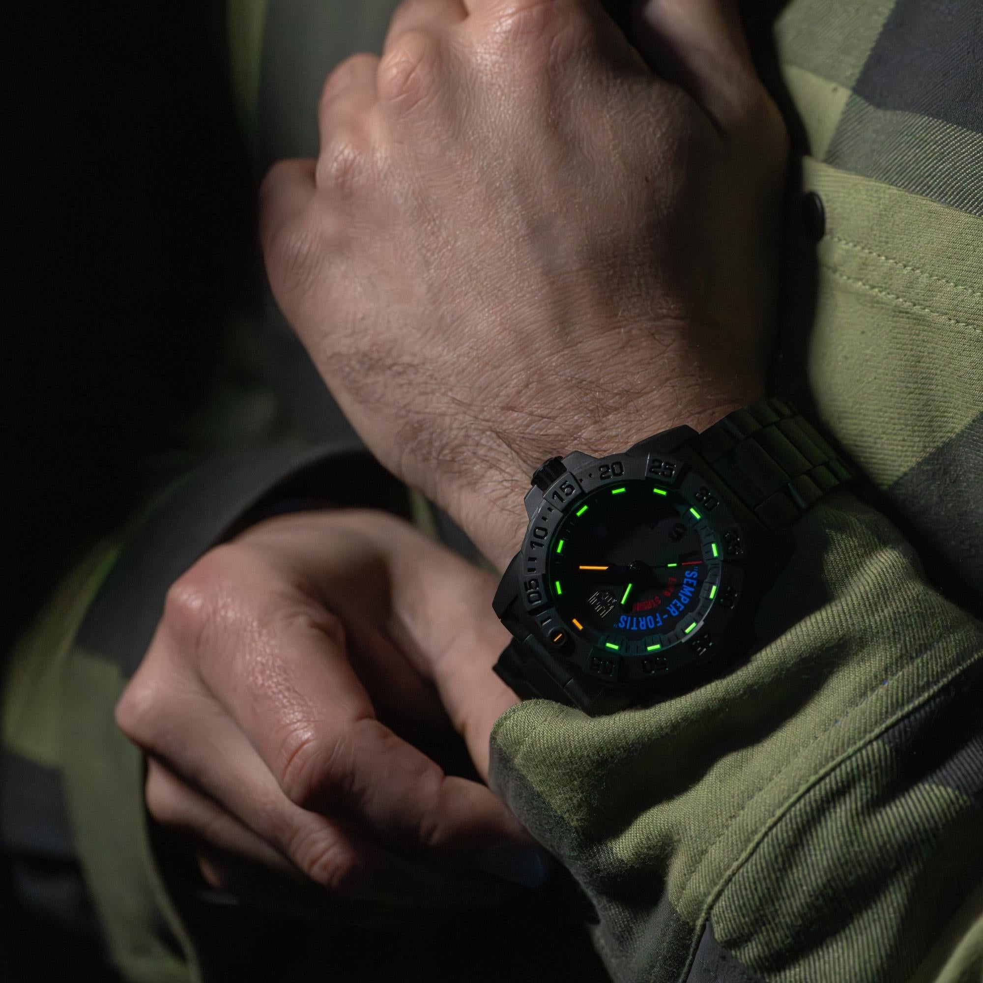 Luminox Navy SEAL 'Semper-Fortis' 45mm Limited Edition Black Dial Carbonox Mens Quartz Watch XS.3515.N