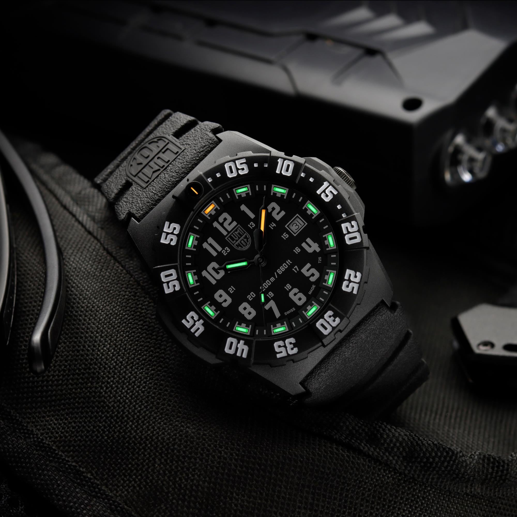 Luminox Navy SEAL 3550 Series 44mm Black Dial Rubber Mens Quartz Watch XS.3551
