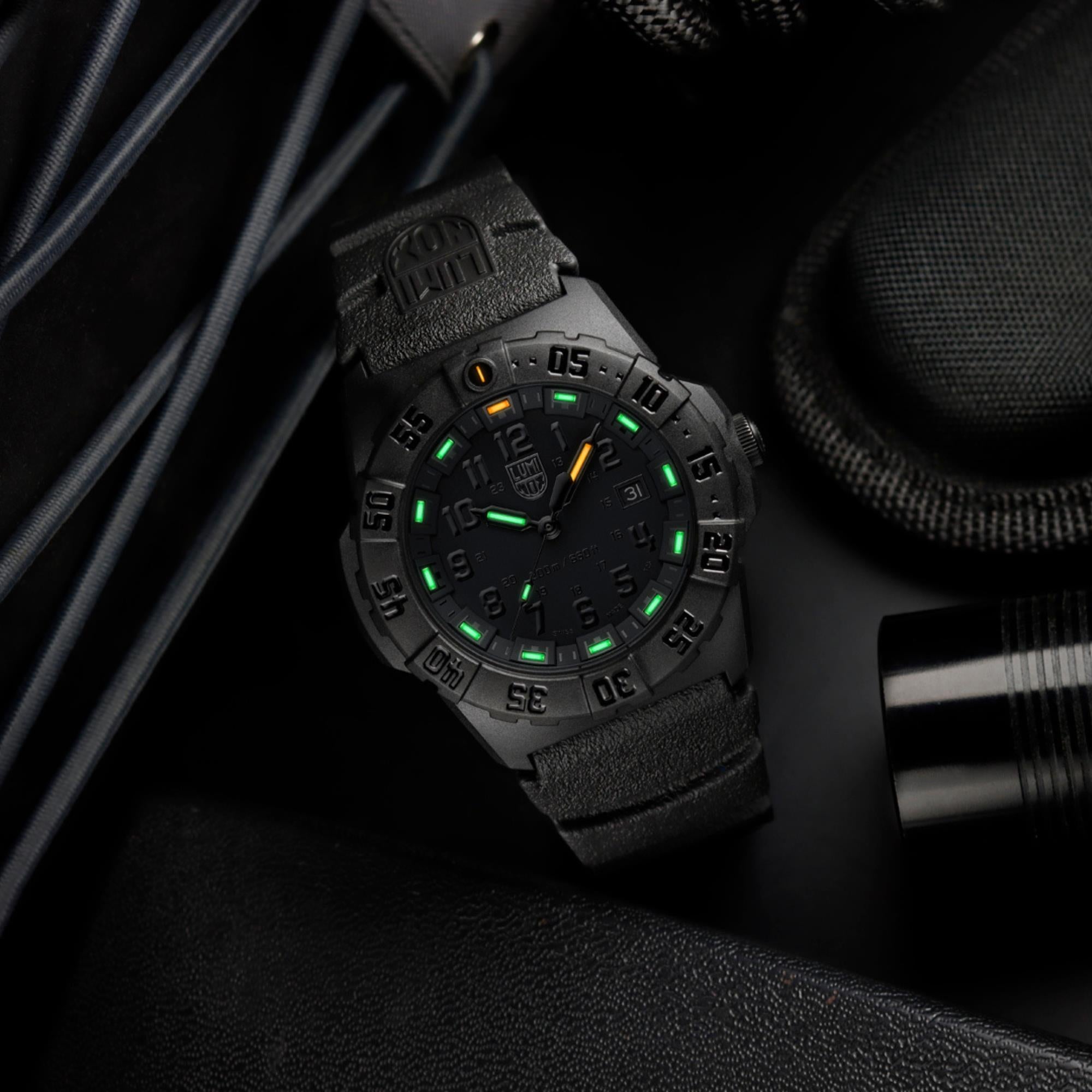 Luminox Navy SEAL 3550 Series 44mm Black Out Dial Rubber Mens Quartz Watch XS.3551.BO