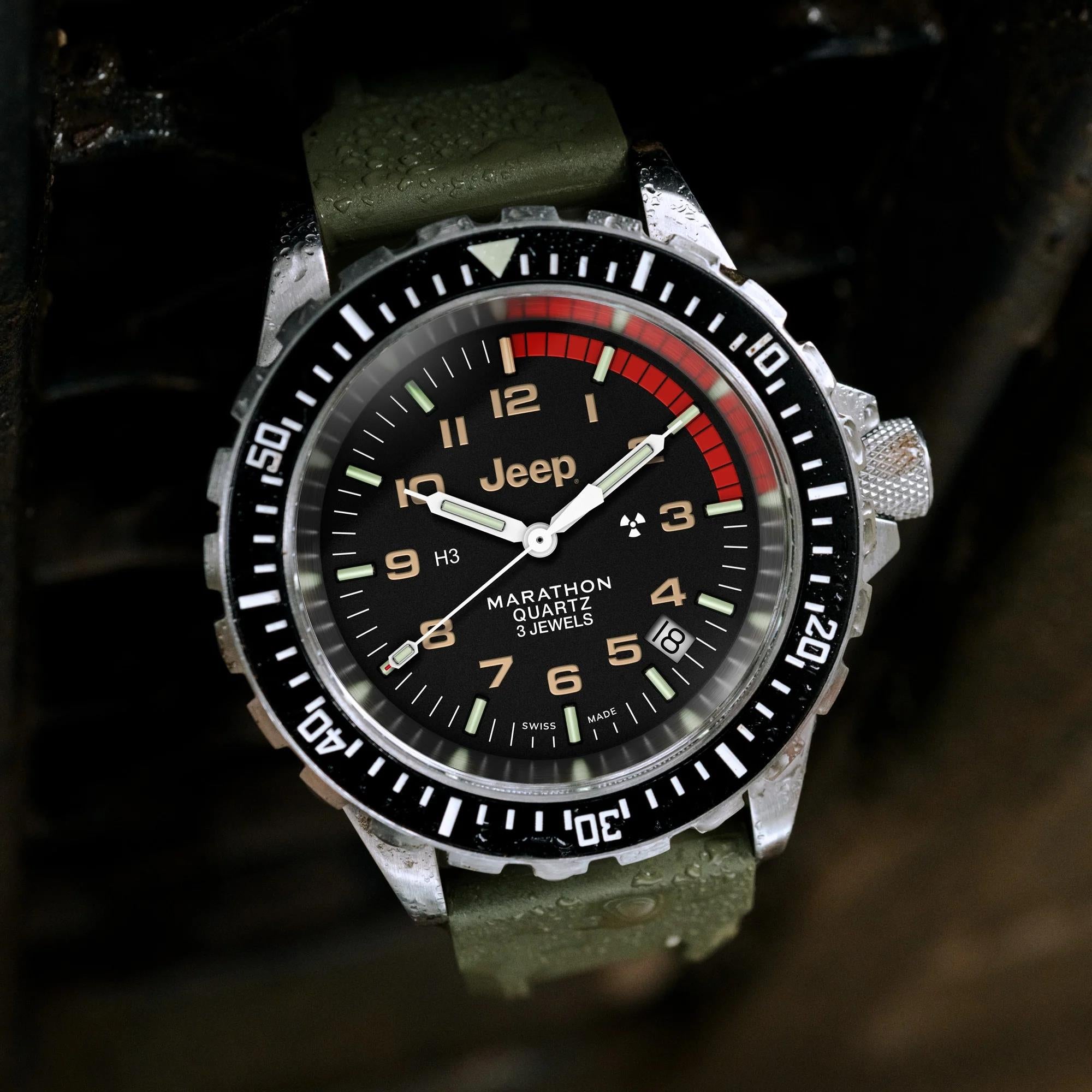 Marathon Jeep® Rubicon TSAR® 41mm Black Dial Rubber Mens Quartz Watch WW194007SS-4101