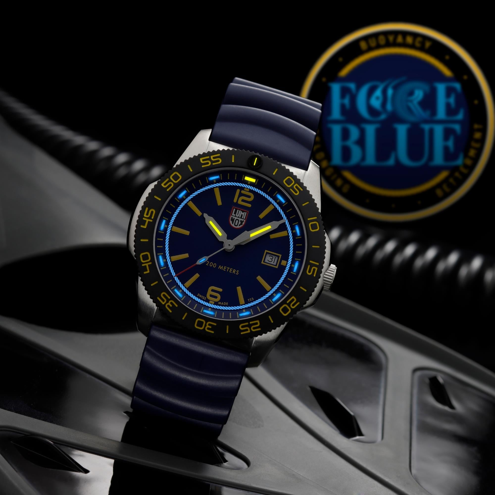 Luminox Pacific Diver FORCE BLUE 3120 Series 44mm Blue Dial Rubber Mens Quartz Watch XS.3125.FB