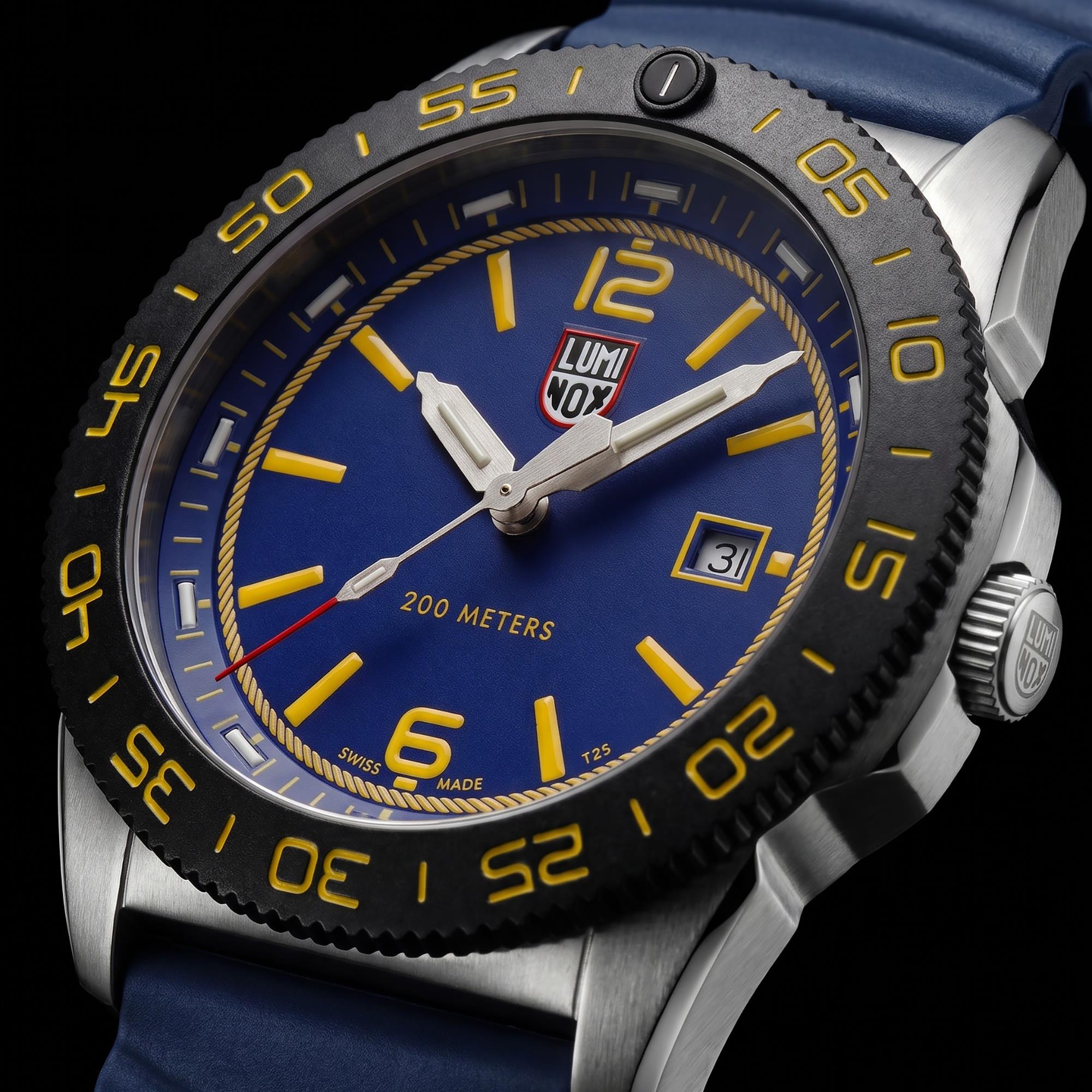 Luminox Pacific Diver FORCE BLUE 3120 Series 44mm Blue Dial Rubber Mens Quartz Watch XS.3125.FB