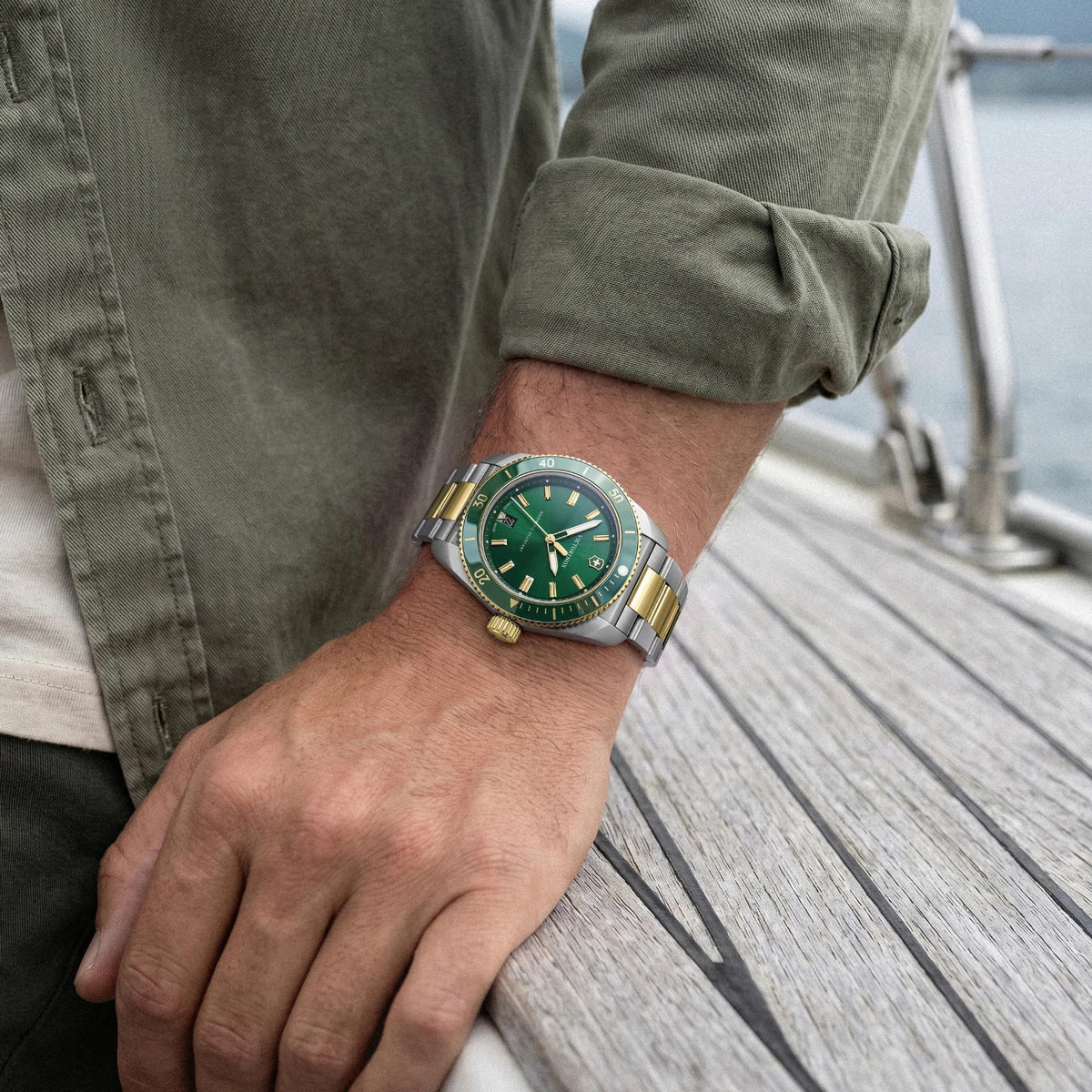 Victorinox Maverick 39mm Green Dial Steel Mens Quartz Watch 242101