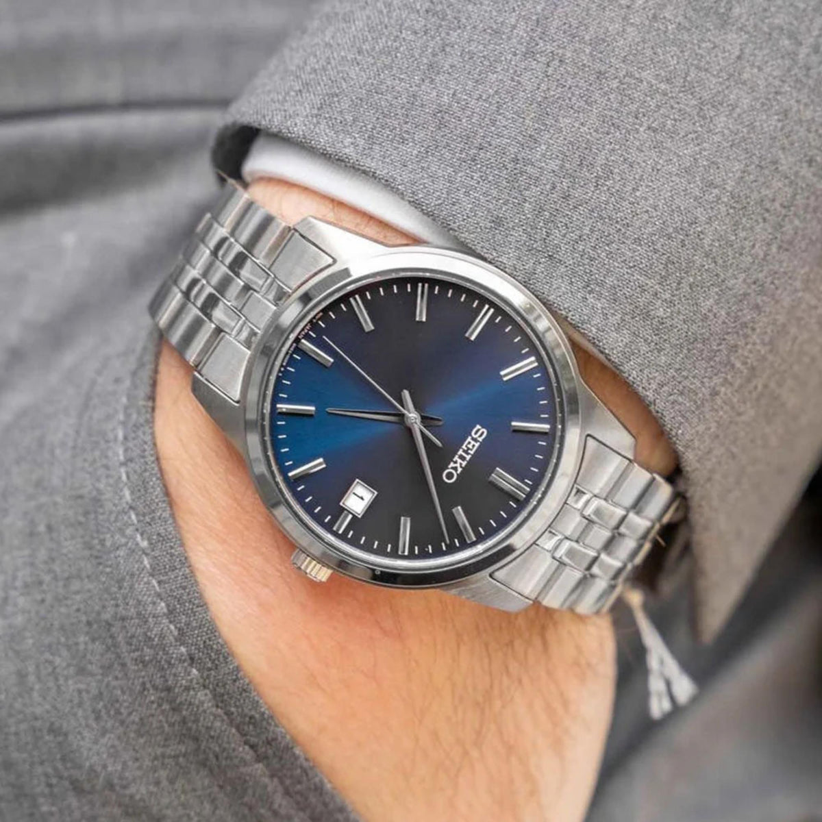 Seiko Essentials 40mm Blue Dial Steel Mens Quartz Watch SUR399P1