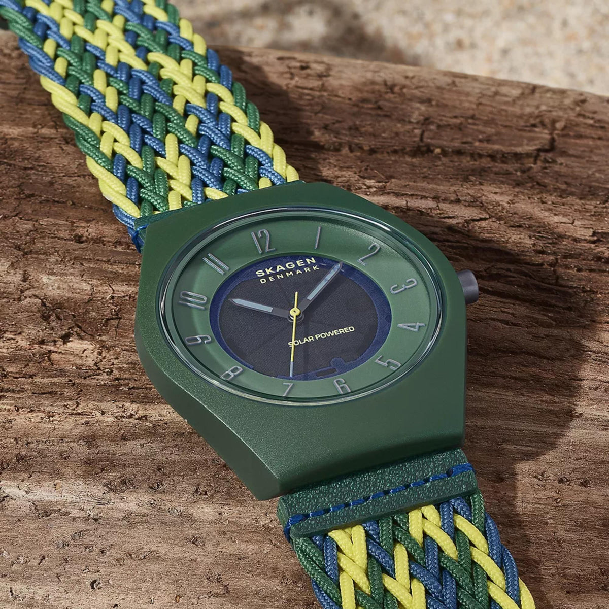 Skagen Samso Series 37mm Green Dial Nylon Mens Solar Watch SKW6881
