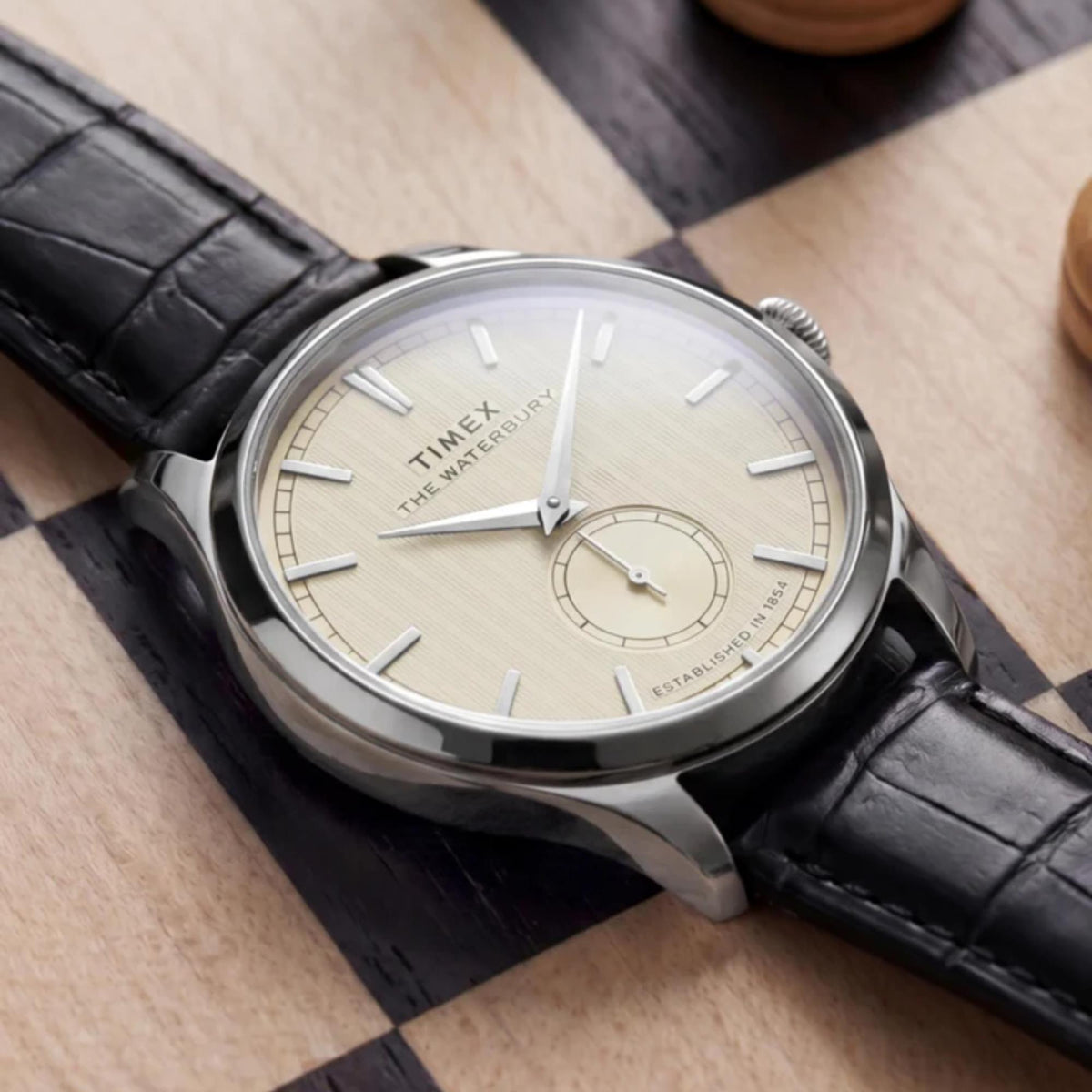 Timex Waterbury 39mm Small Seconds White Dial Leather Mens Quartz Watch TW2Y92000