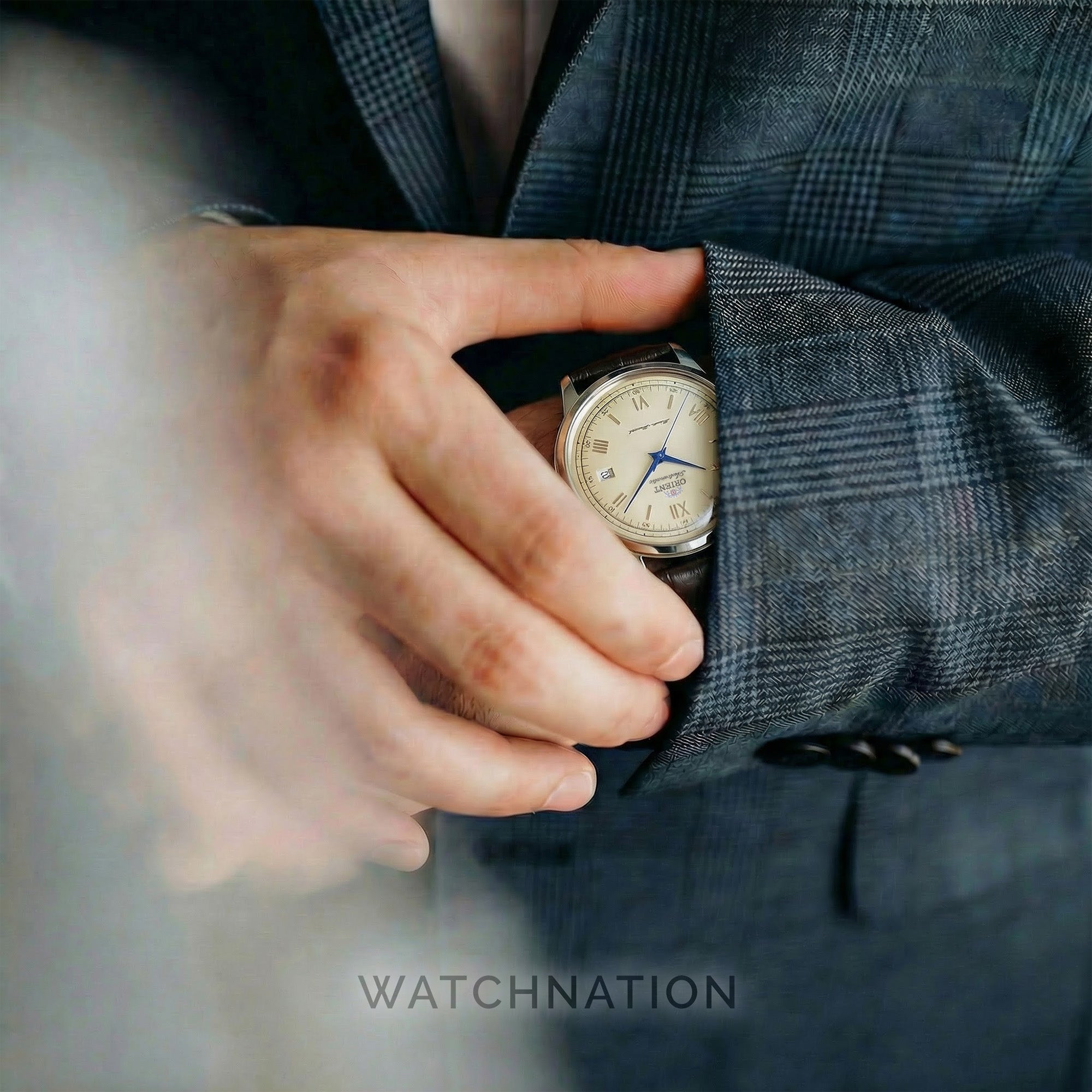 Orient Bambino Classic Vintage Style Ivory Dial Leather Strap Men's Dress Watch RA-BB0003Y30B