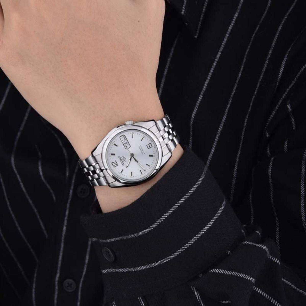 Seiko 5 Automatic Silver Dial Stainless Steel Men's Watch SNK385K1