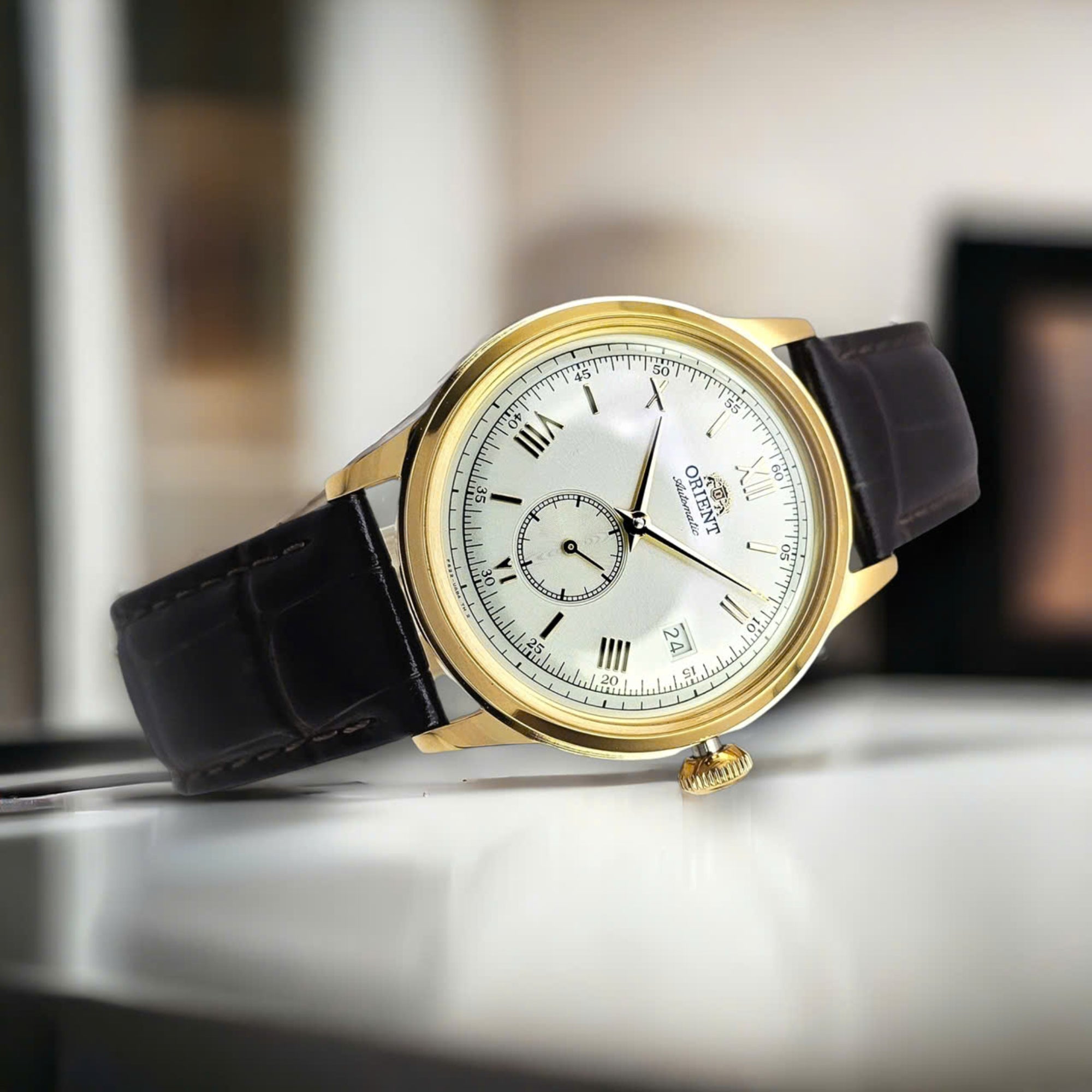 Orient Bambino Classic Vintage Style Small Seconds White Dial Men’s Dress Watch RA-AP0106S30B