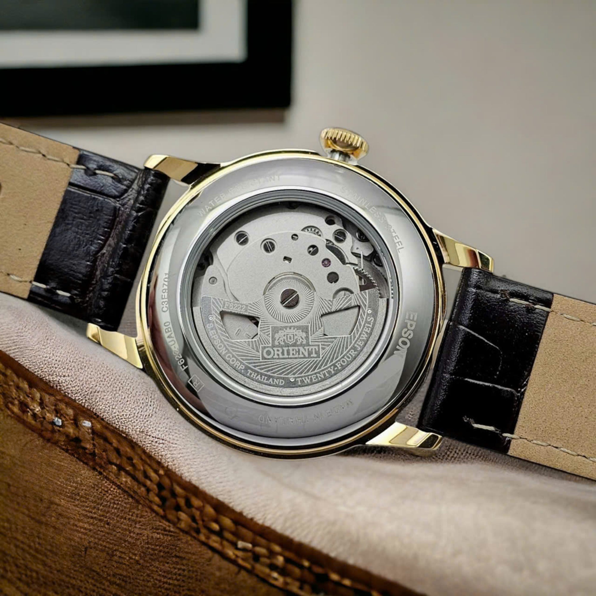 Orient Bambino Classic Vintage Style Small Seconds White Dial Men’s Dress Watch RA-AP0106S30B