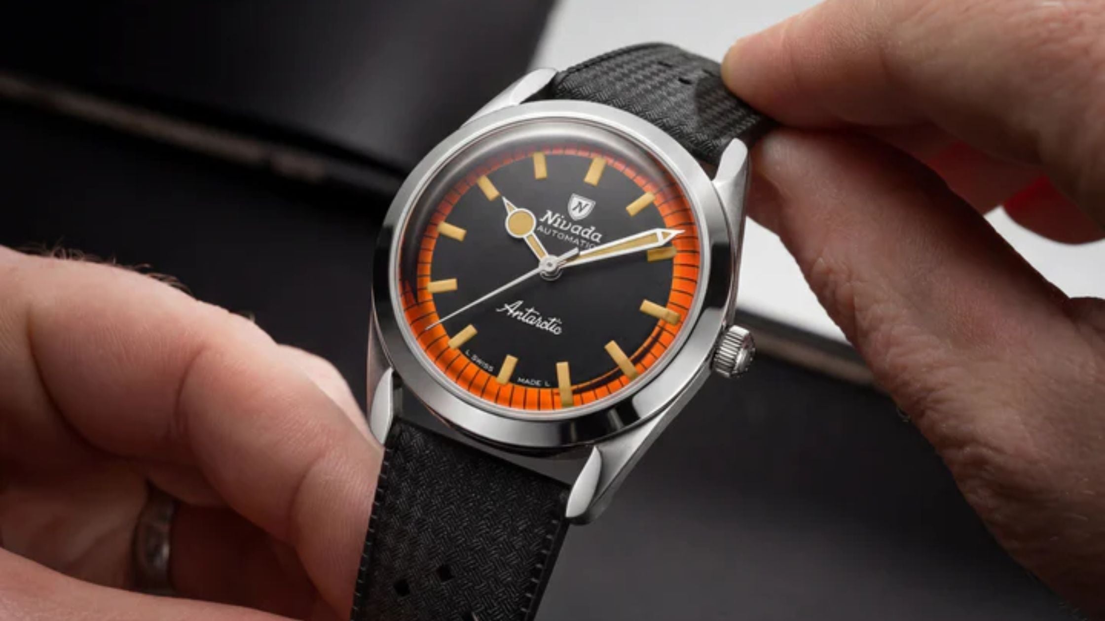 A Dial from a 1970s Repair Shop: The Story Behind the New Nivada Super