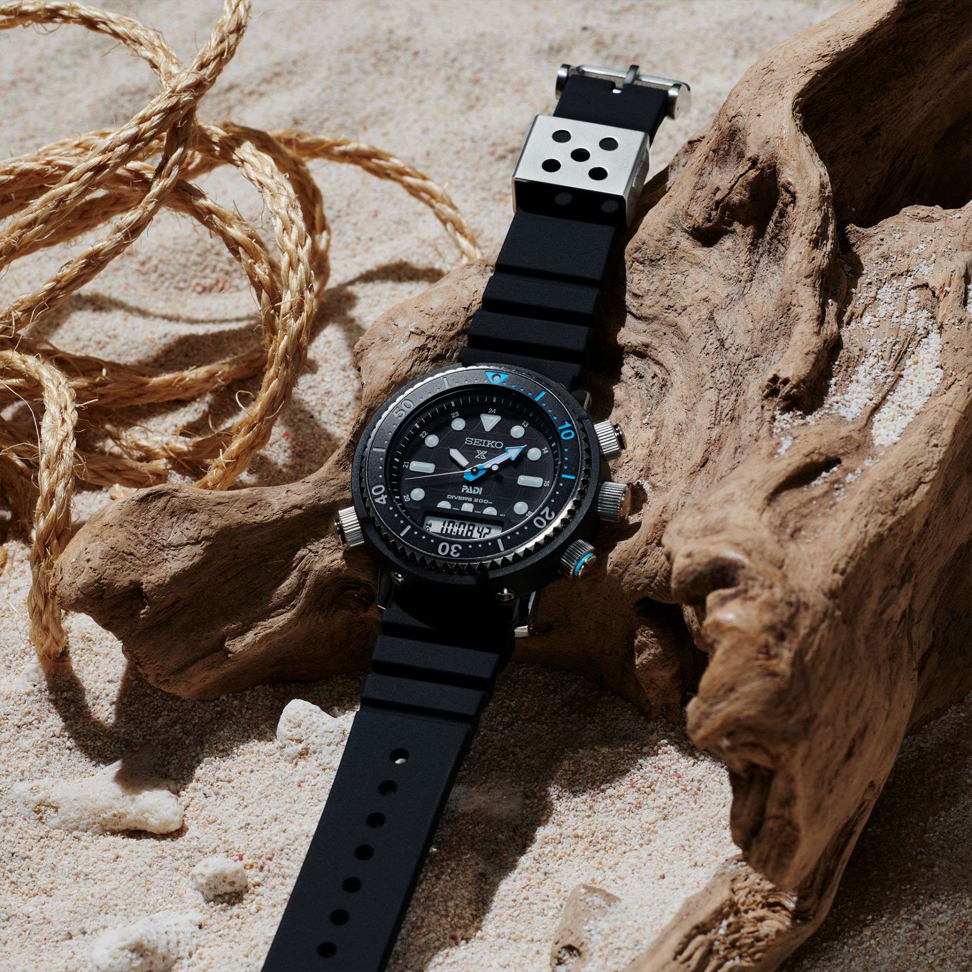 Seiko Prospex Solar ‘Arnie’ Hybrid PADI Diver’s 40th Anniversary Solar Quartz Black Dial Black PVD Stainless Steel Bracelet SNJ035P1F
