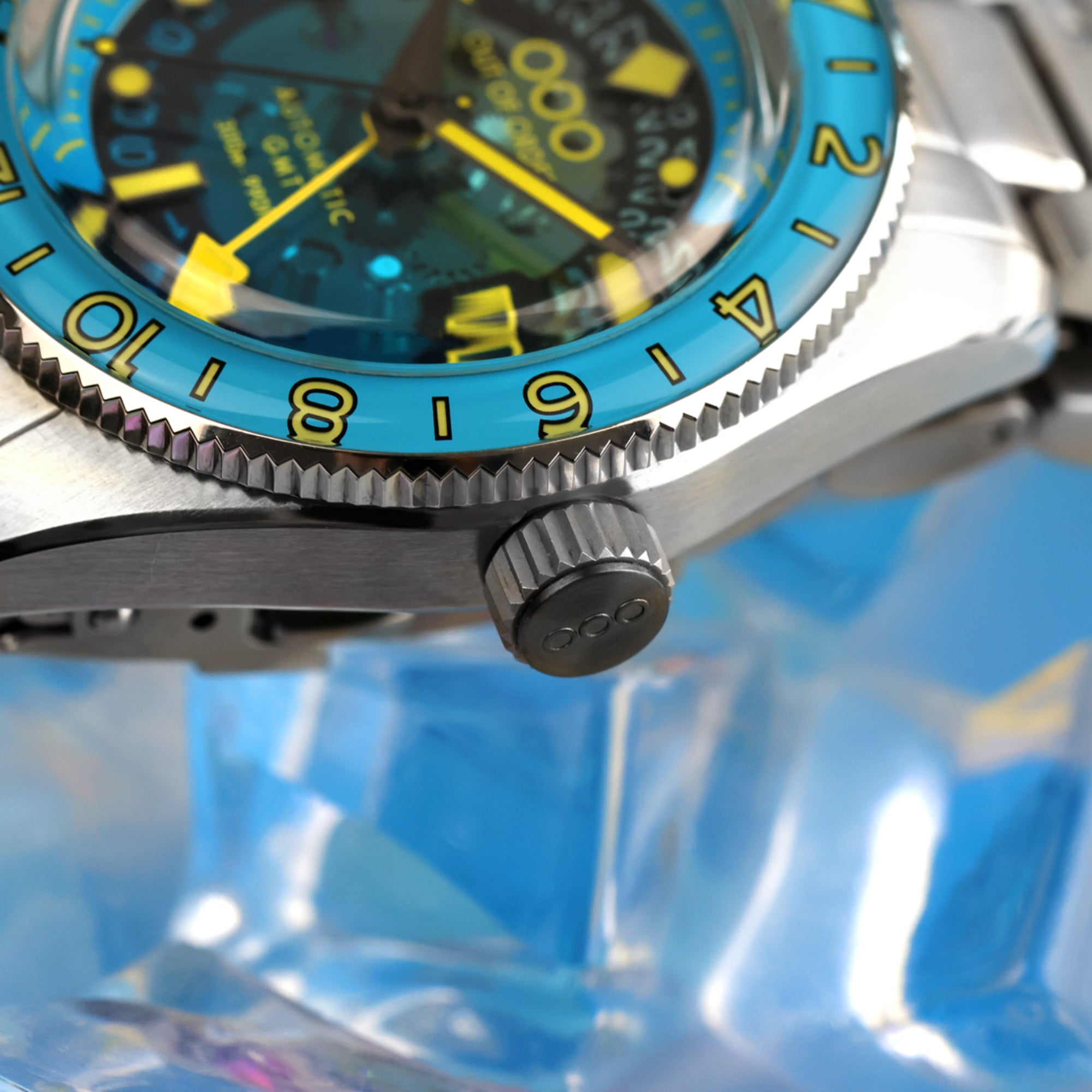 Out of Order Limited Edition Shaker Angelo Azzurro Automatic GMT Steel Strap Men's Watch OOO.001-25.AA.BAND.SS