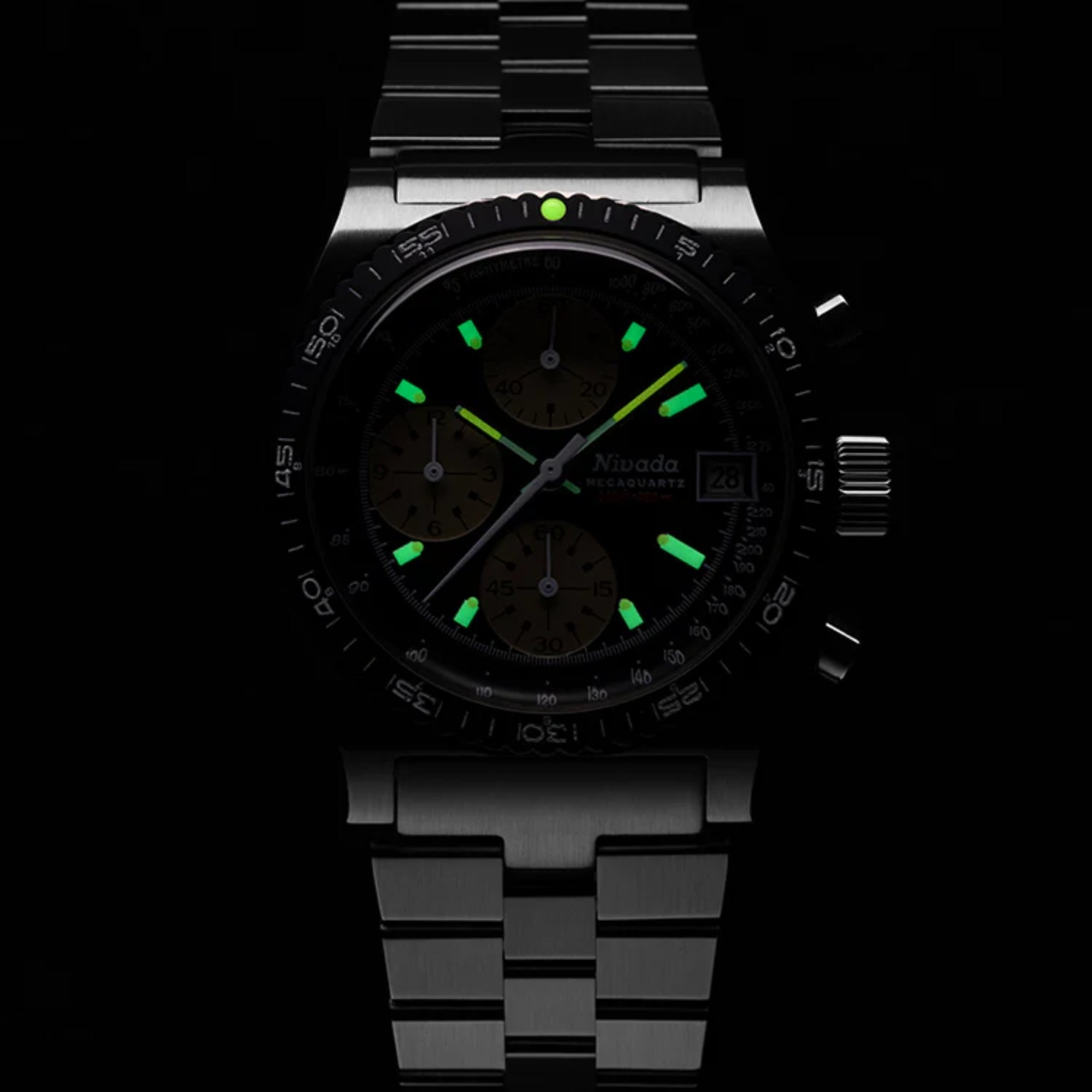 Nivada Grenchen Autochron Mecaquatz 38mm Chronograph Matte Black Rubber Mens Quartz Watch 77001Q01