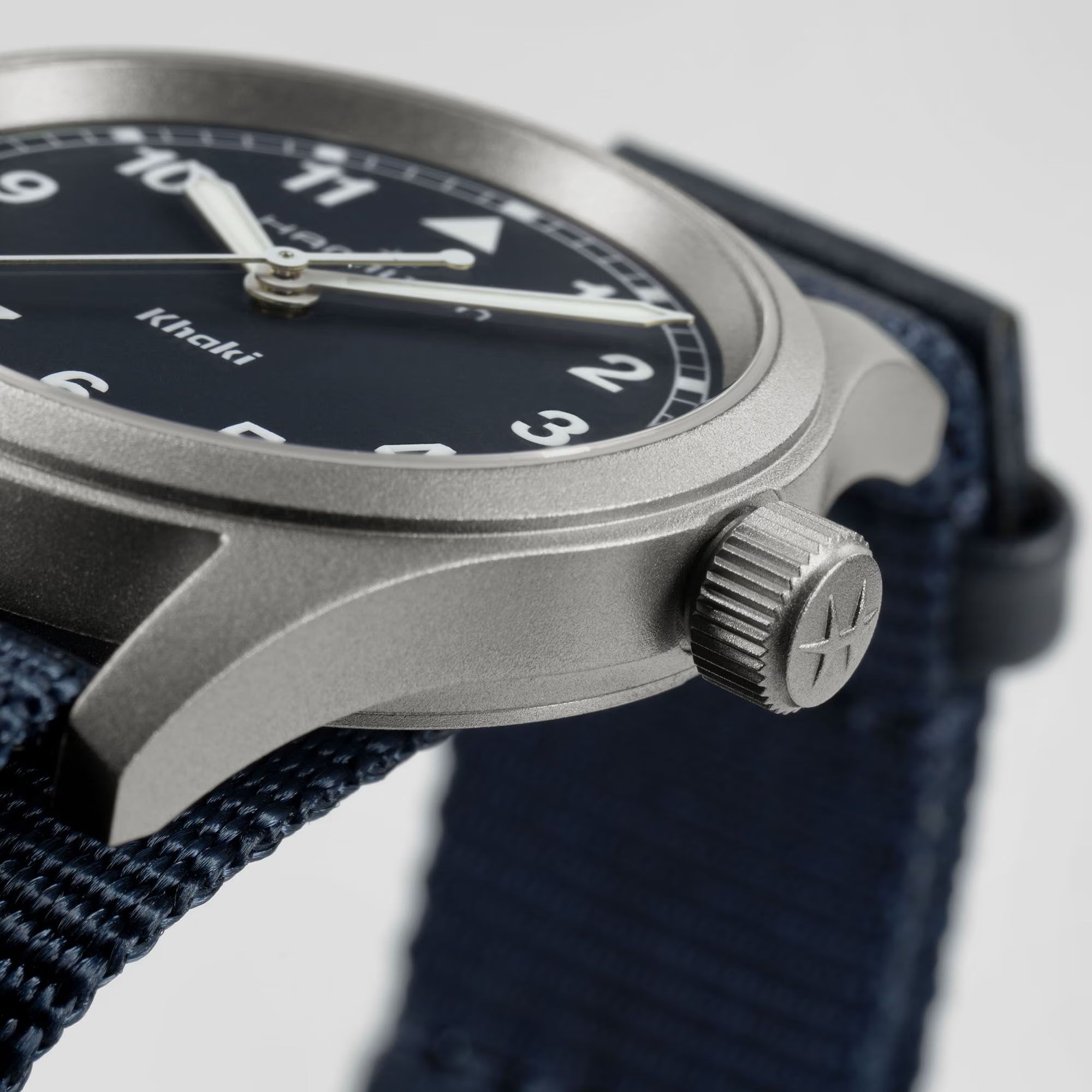 Hamilton Khaki Field 33mm blue dial NATO quartz H69301940 side profile