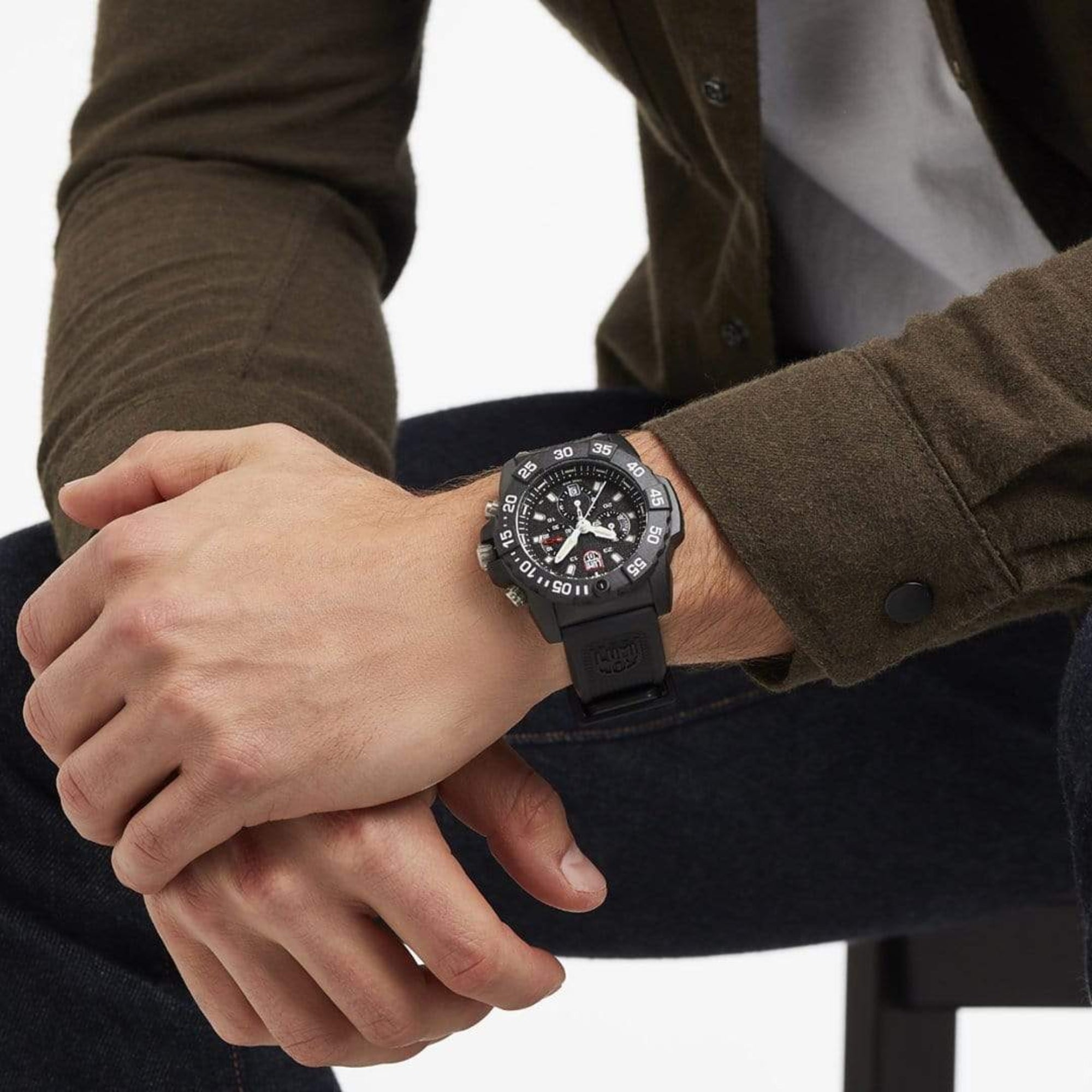 Luminox Navy SEAL Quarz Schwarzes Zifferblatt Gummi Herren Uhr XS.3581