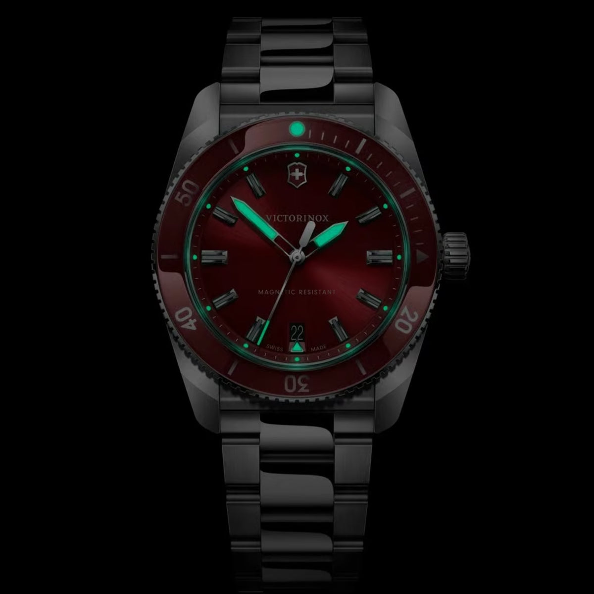 Victorinox Maverick 39mm Red Dial Steel Mens Quartz Watch 242098