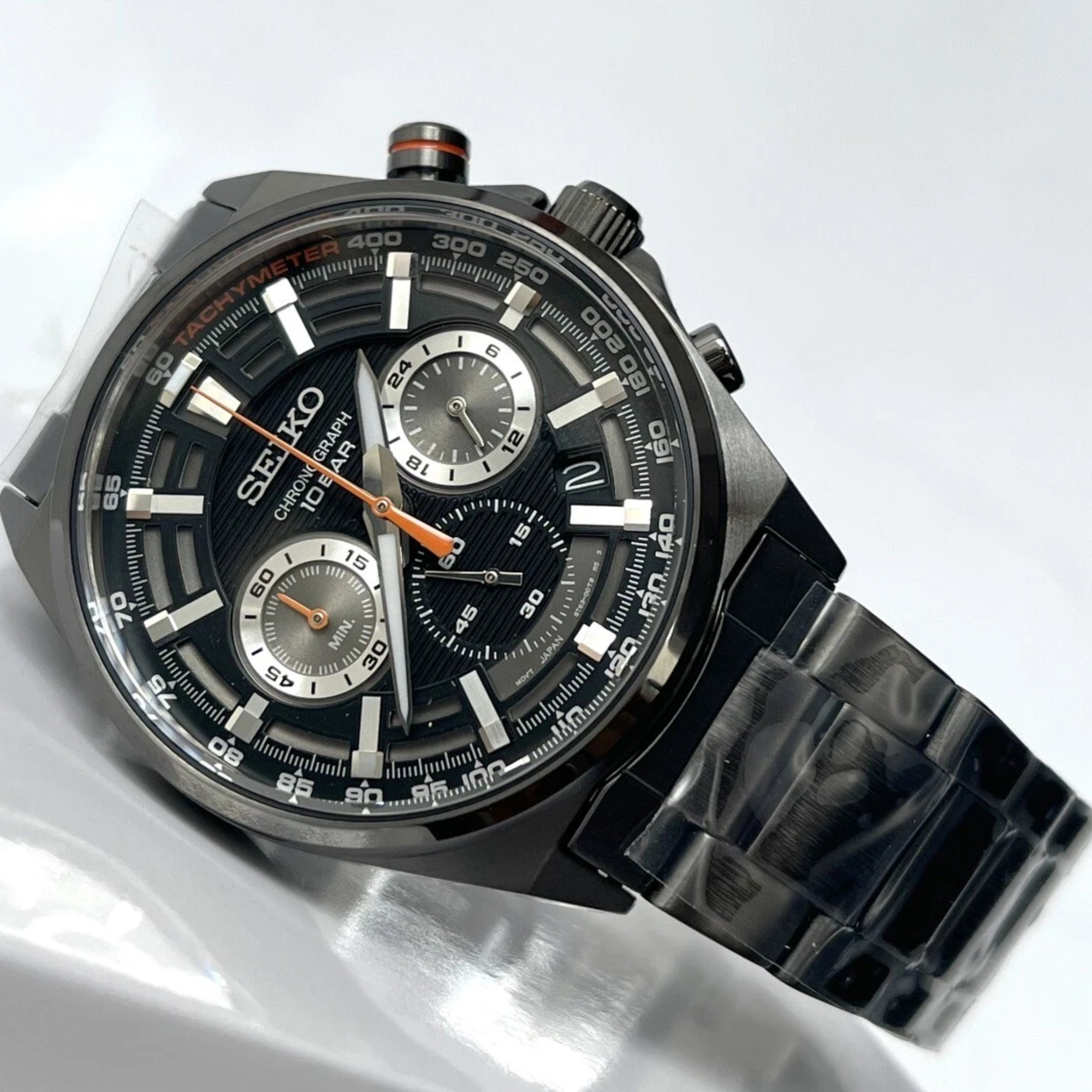 Seiko Essentials Quartz Black Dial Steel Strap Men's Watch SSB399P1
