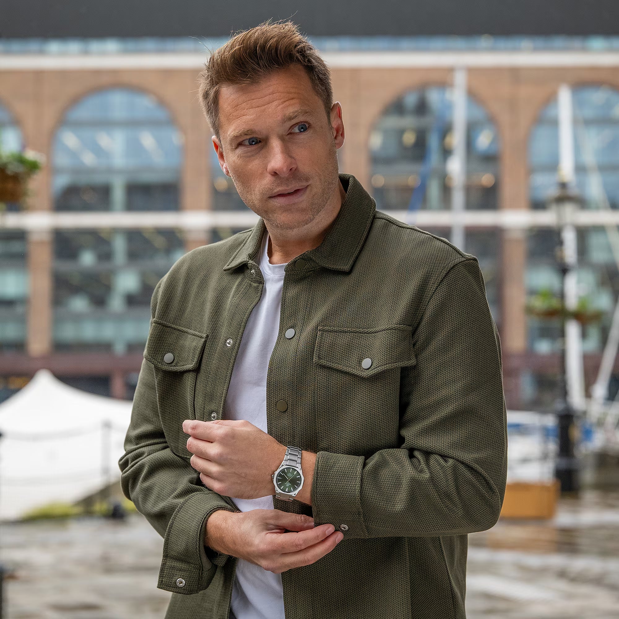 ÉDIFICE オリーブ シングルブレストジャケット Casio Edifice Slim 40mm Green Dial Steel Watch EFR-S108D-3AVUEF