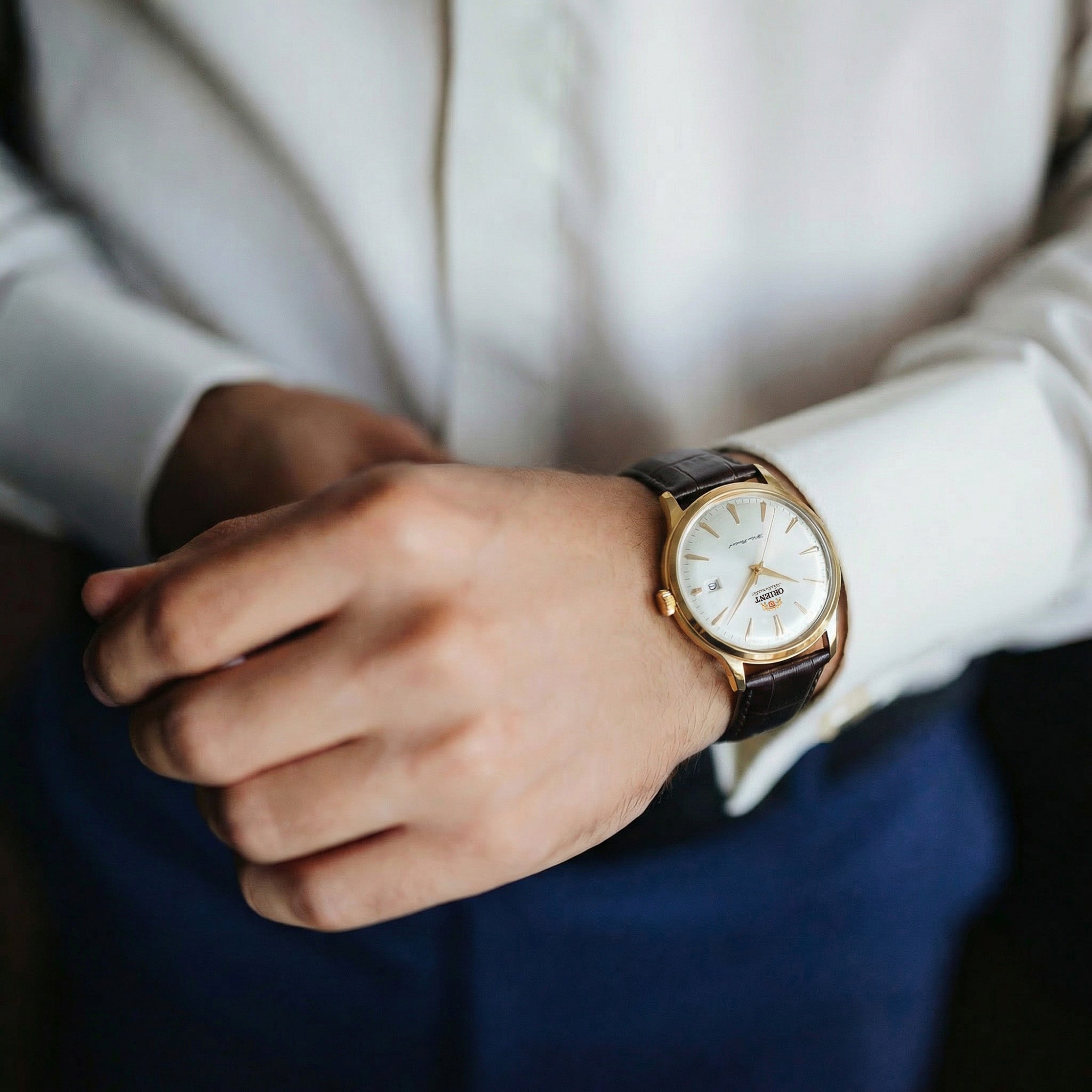 Orient Bambino Classic Vintage Style White Dial Leather Strap Men's Dress Watch RA-AC0028S30B