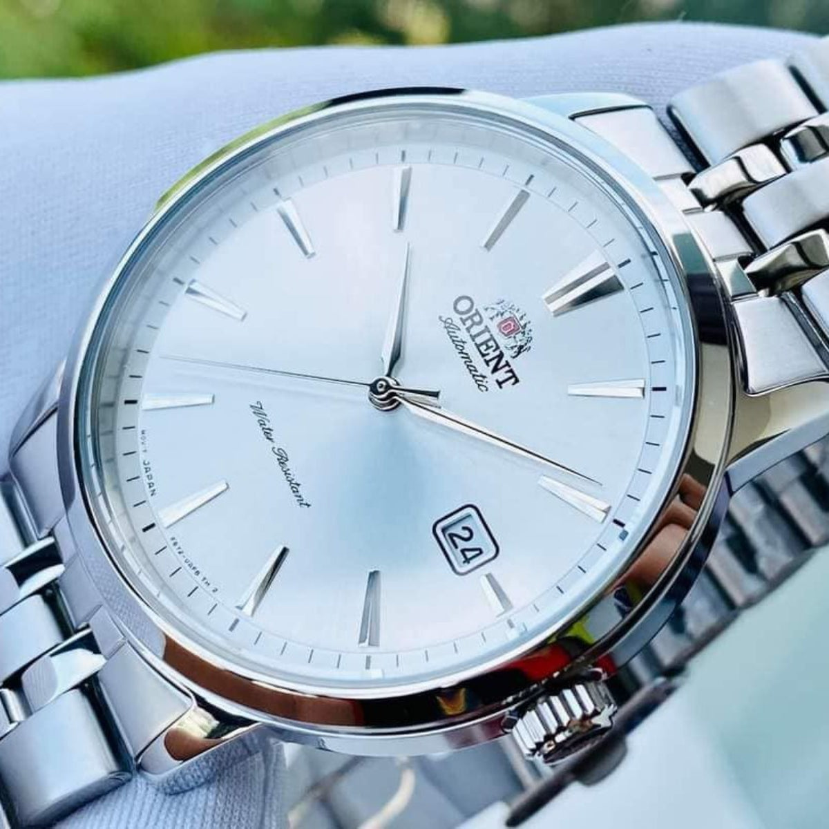 Orient Contemporary Automatic Silver Dial Steel Strap Men's Watch RA-AC0F02S30B