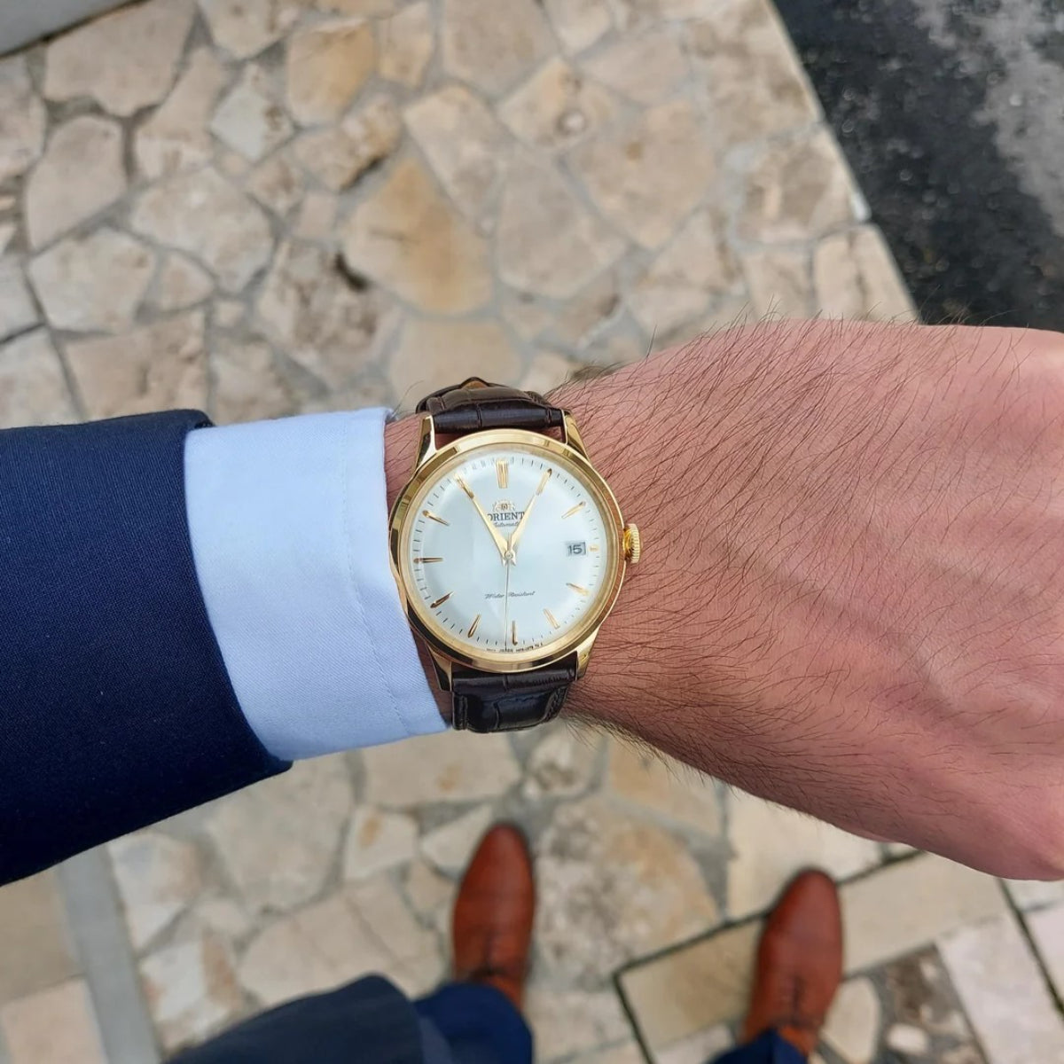 Orient Bambino Version 7 Classic Vintage Style White Dial Leather Strap Unisex Dress Watch RA-AC0M01S30B