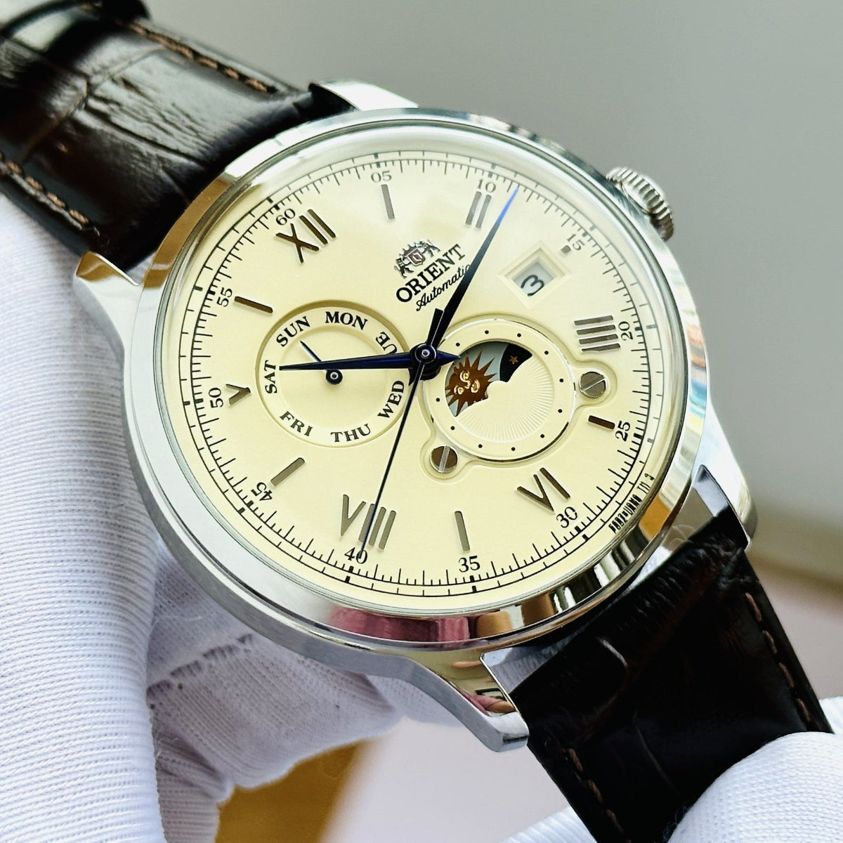 Orient Bambino Sun & Moon Automatic Champagne Dial Leather Strap Men's Watch RA-AK0803Y30B