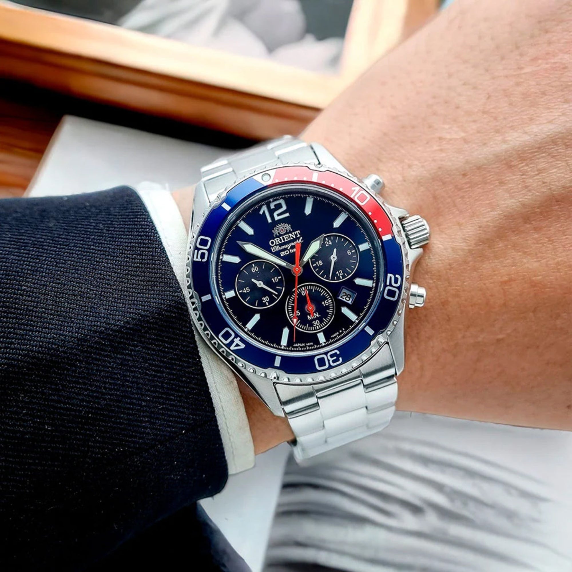 Orient Mako Solar Chronograph Quartz Blue Dial Steel Strap Men’s Dive Watch RA-TX0201L10B