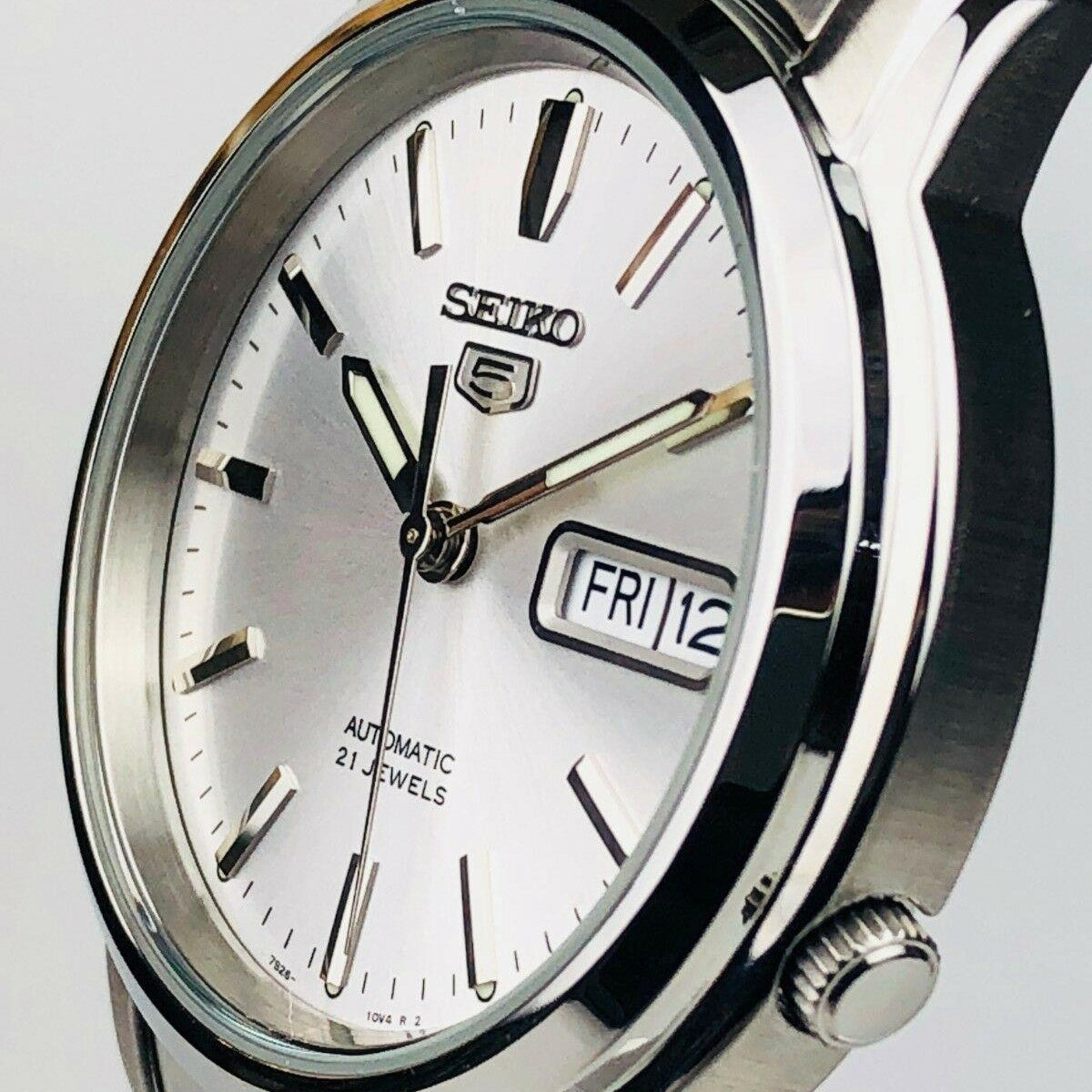 Seiko 5 Automatic Silver Dial Stainless Steel Bracelet Men's Watch SNKK65K1