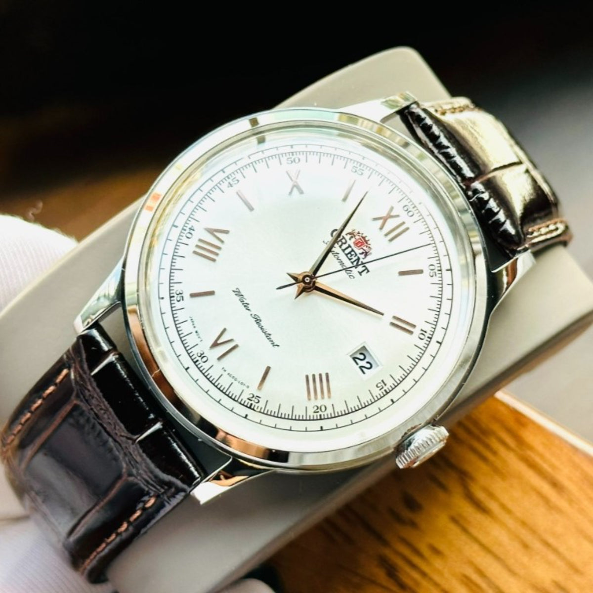 Orient Bambino Classic Vintage Style Version 2 Automatic White Dial Leather Strap Men’s Dress Watch TAC00008W0