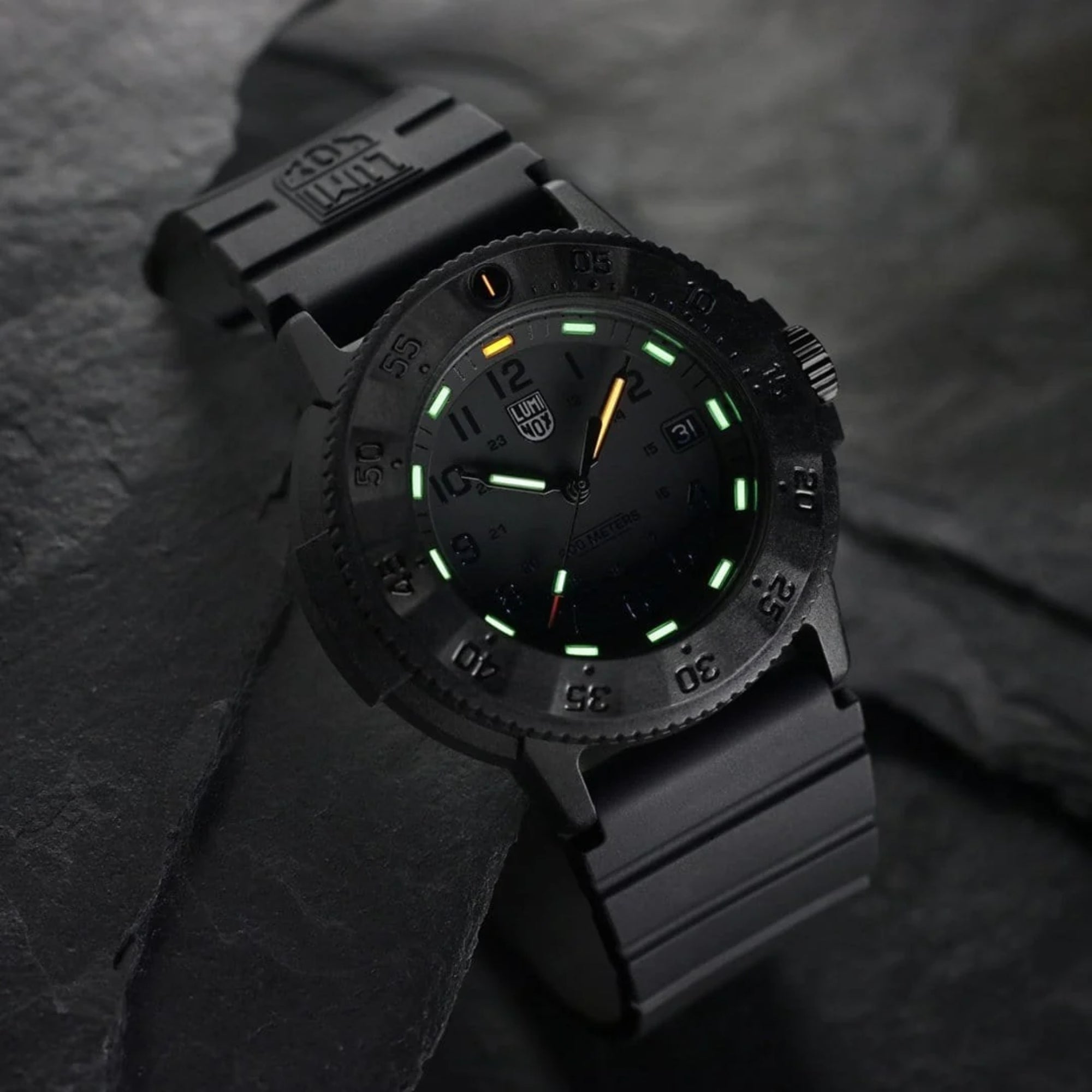 Luminox Navy SEAL 3000 Serie Automatik Schwarzes Zifferblatt Schwarzes Gummiband Herren Uhr XS.3001.EVO.BO.S