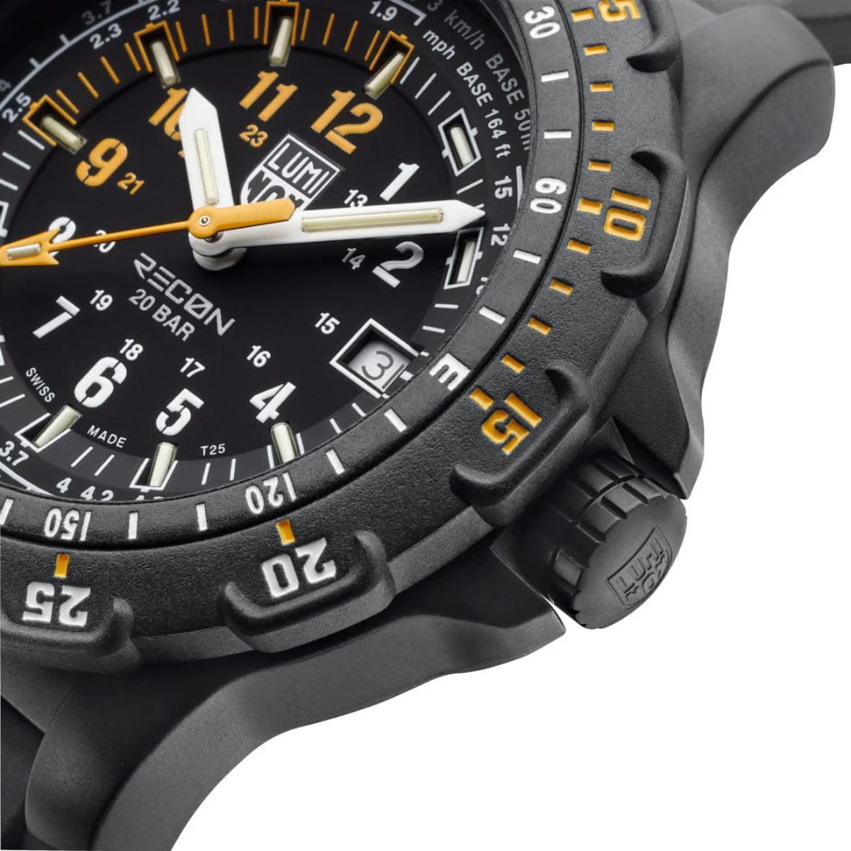 Luminox Recon Pointman Quartz Black Dial Nitrile Rubber Strap Men's Watch XL.8825.H.SET