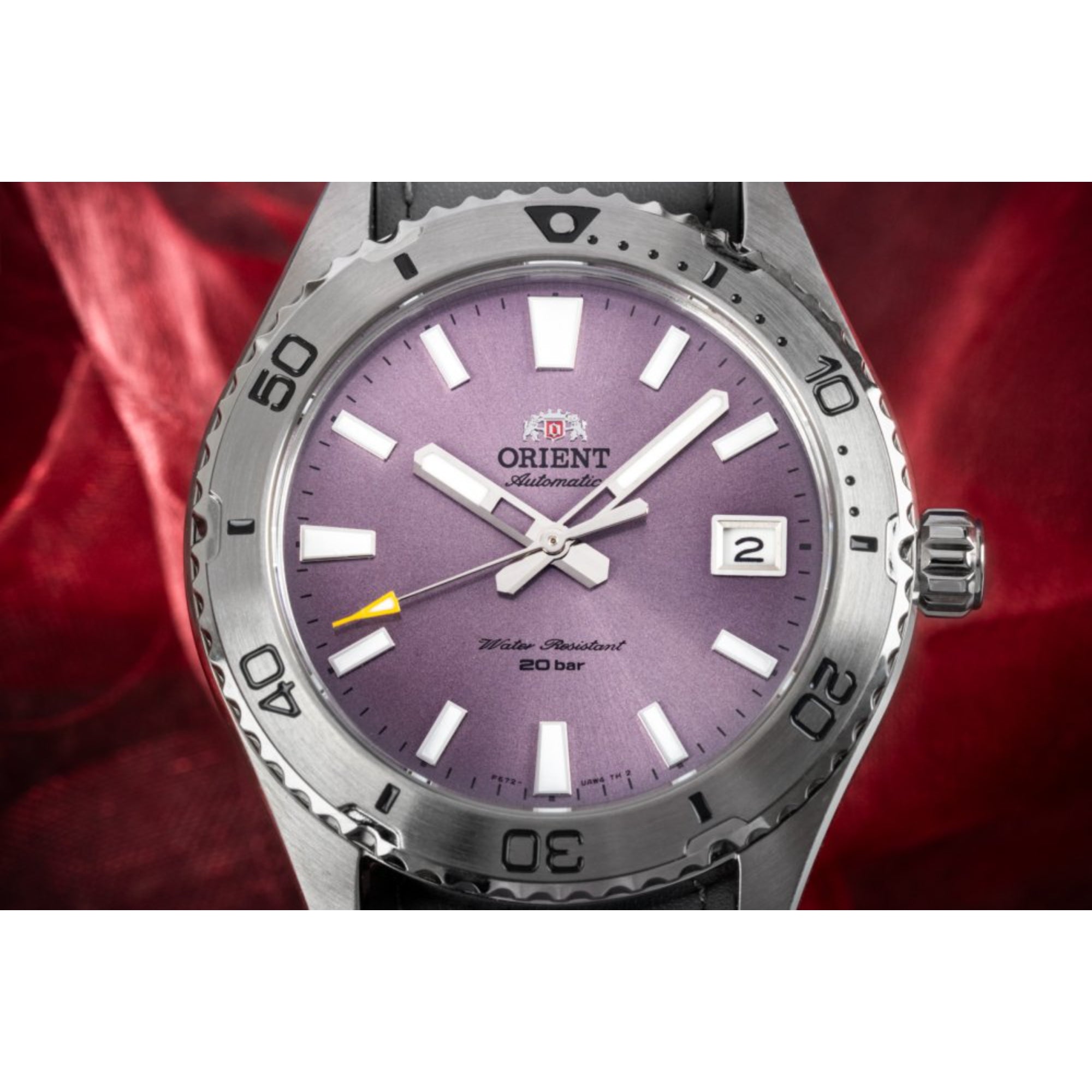 Orient Mako Automatic Purple Dial Leather Strap Men’s Dive Watch RA-AC0Q07V30B